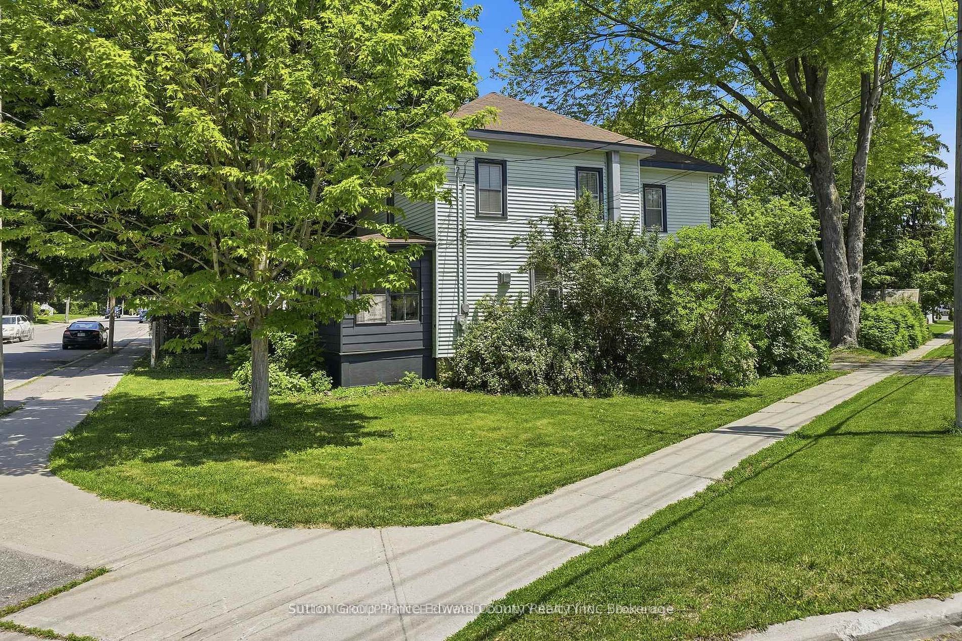2 Queen Street, Prince Edward County, ON K0K 2T0 photo 5