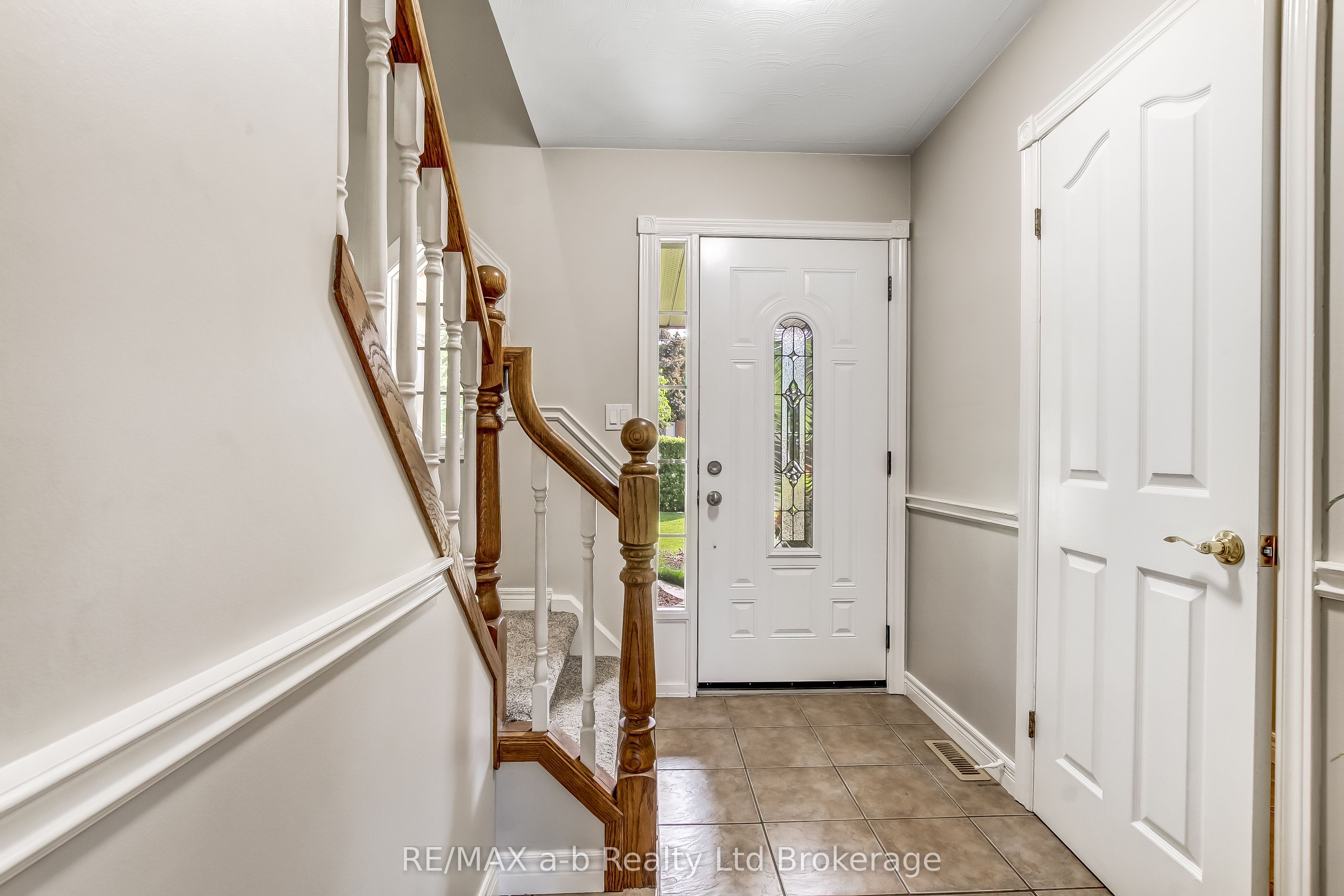 170 East Park Drive, Woodstock, ON N4S 3N2 photo 3