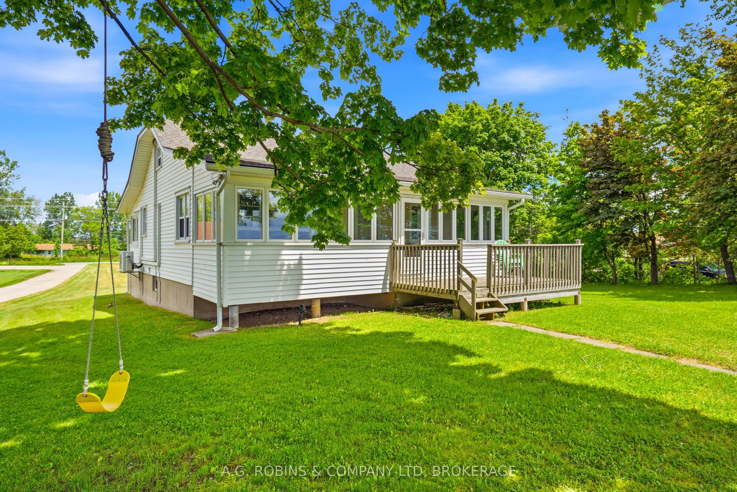 11803 Lakeshore Road, Wainfleet, ON L0S 1V0 photo 5