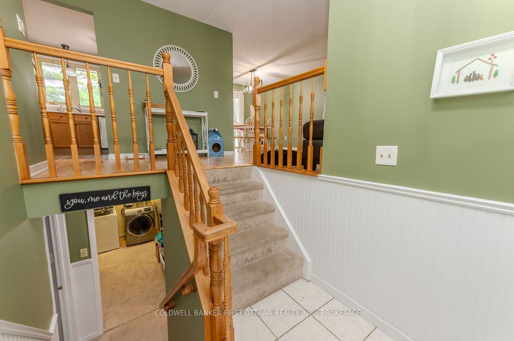 912 Safari Drive, Kingston, ON K7M 6X5 photo 2