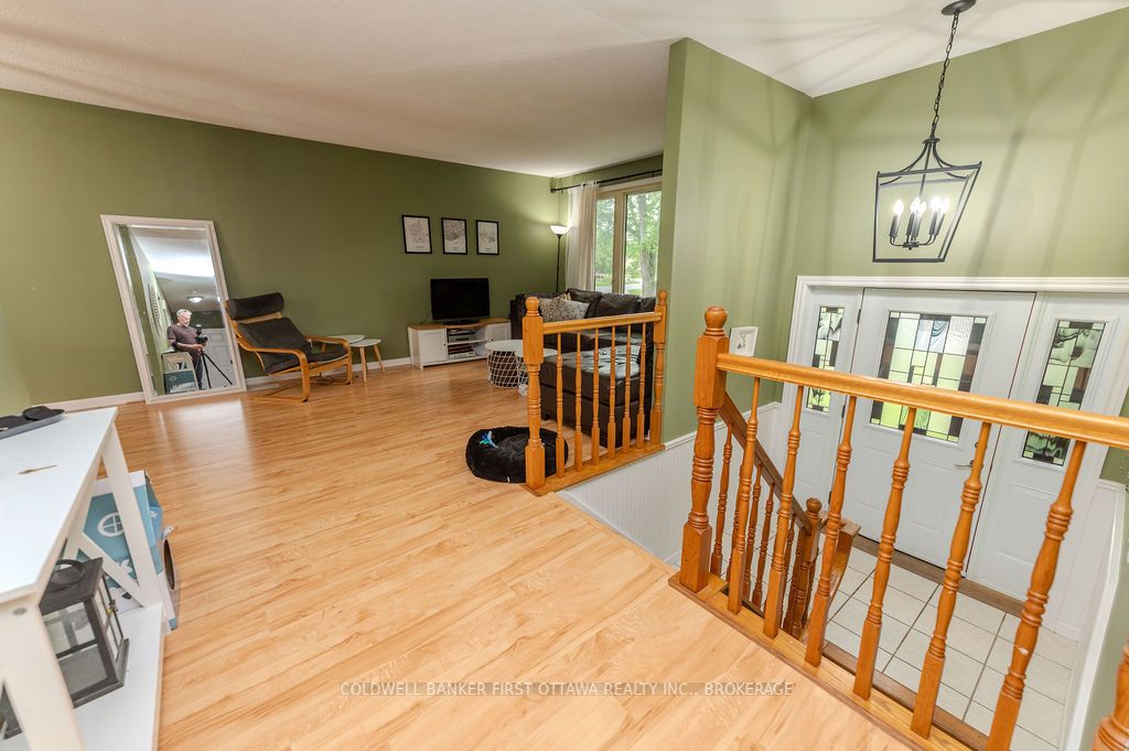 912 Safari Drive, Kingston, ON K7M 6X5 photo 4