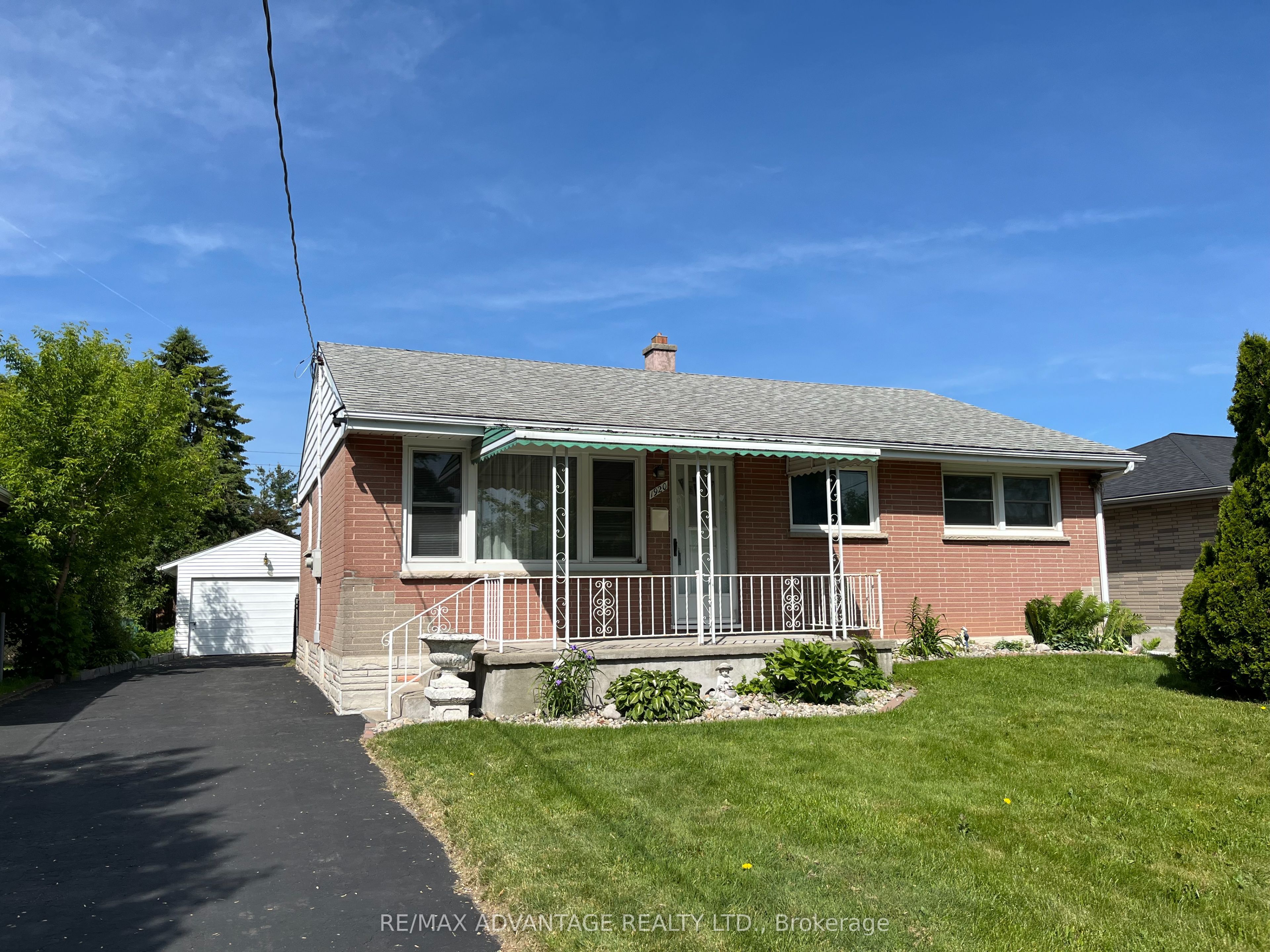 1920 Duluth Crescent, London East, ON N5V 1H7 photo 4