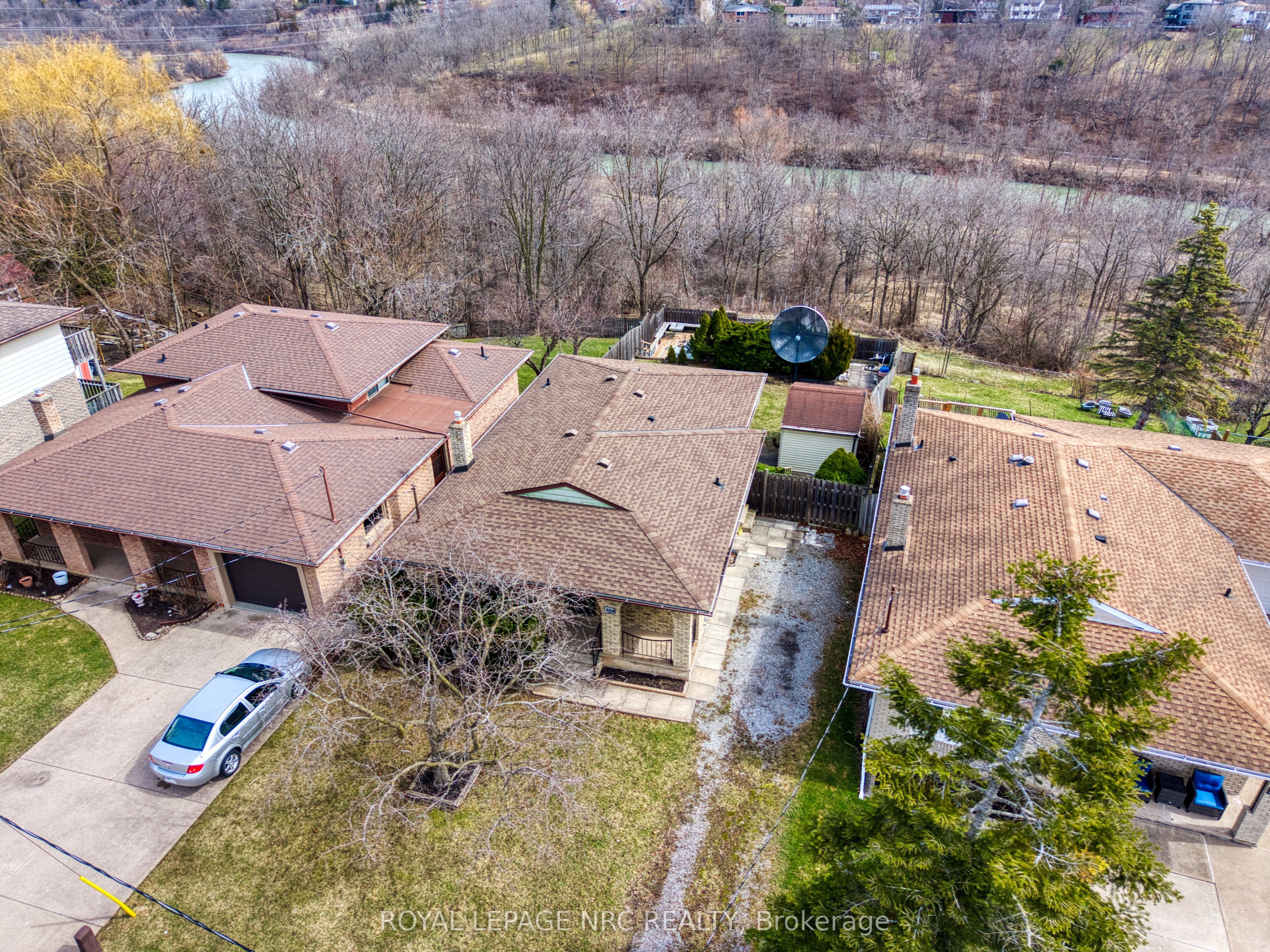 105 Hillview Road, St. Catharines, ON L2S 1S8