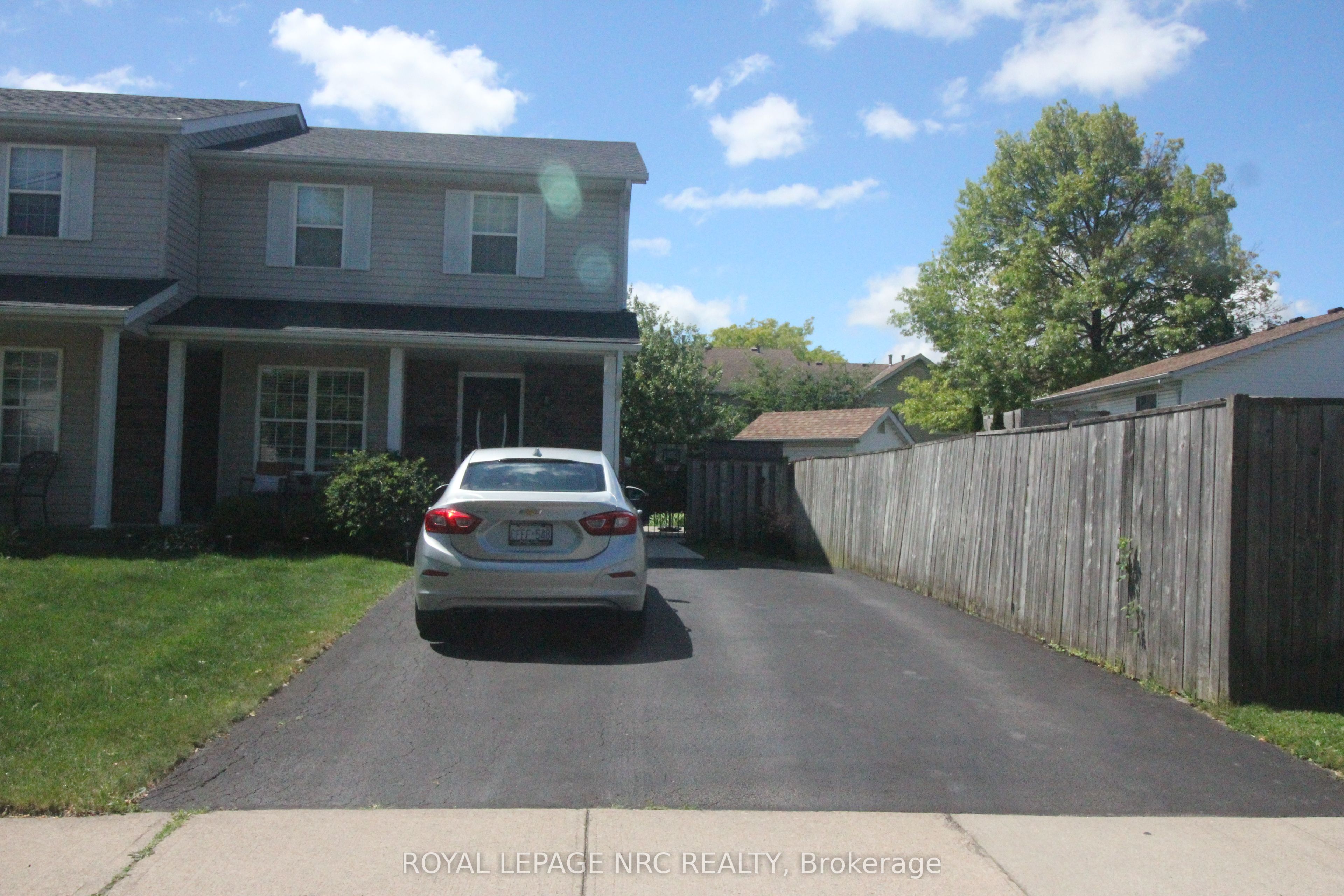 4980 Windgate Street, Niagara Falls, ON L2H 2Z7