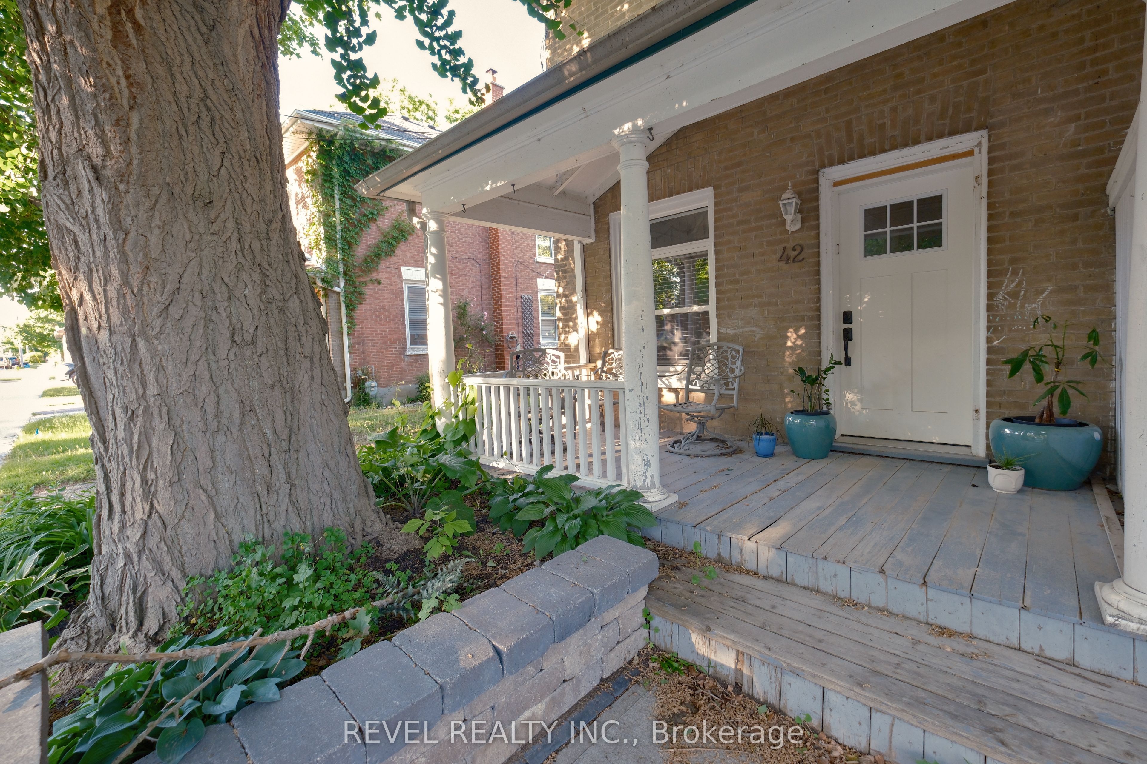 42 Regent Street, Selwyn, ON K9V 3V1 photo 2