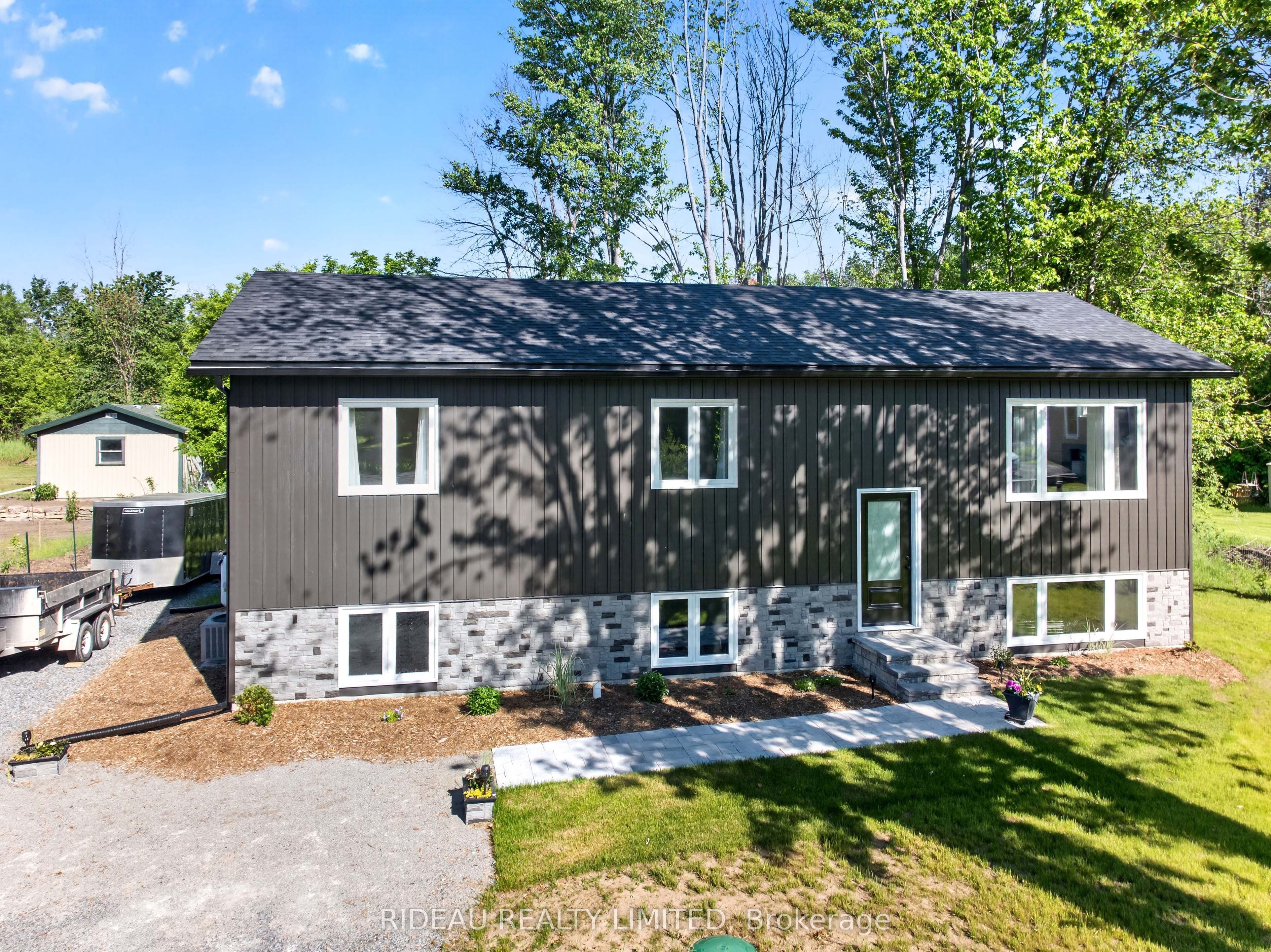 7 Brock Street, Rideau Lakes, ON K0G 1P0 photo 4