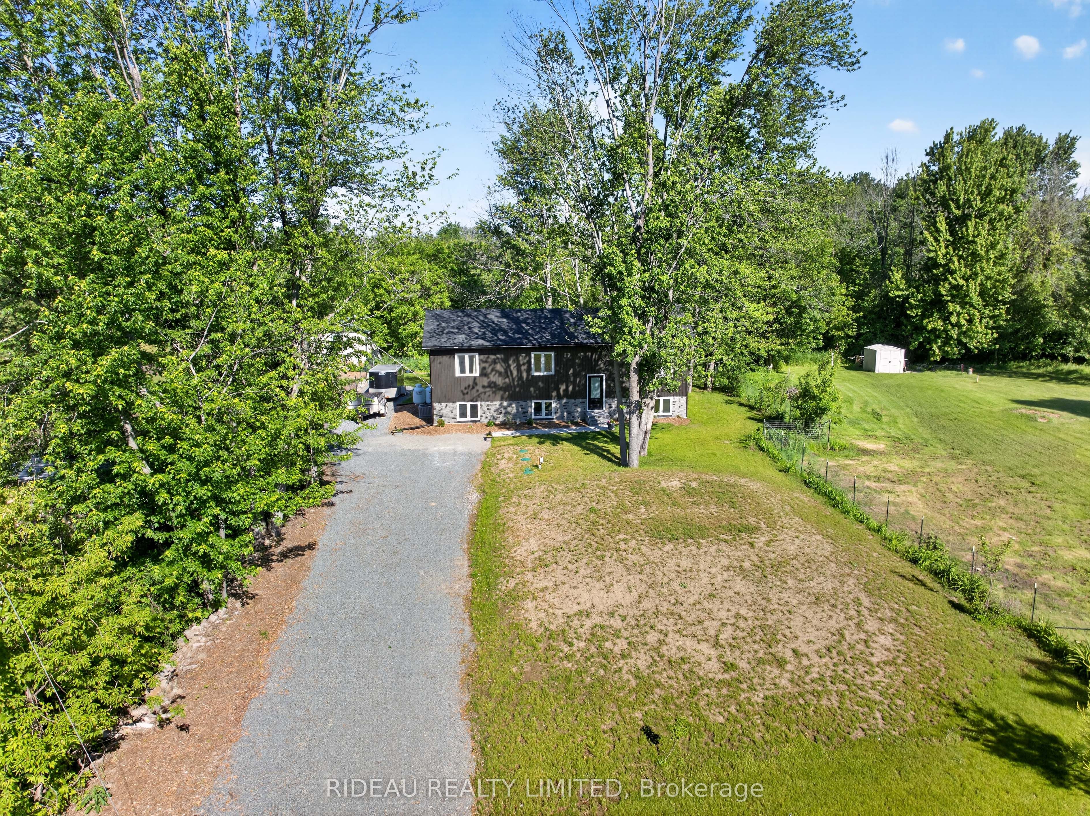 7 Brock Street, Rideau Lakes, ON K0G 1P0 photo 5