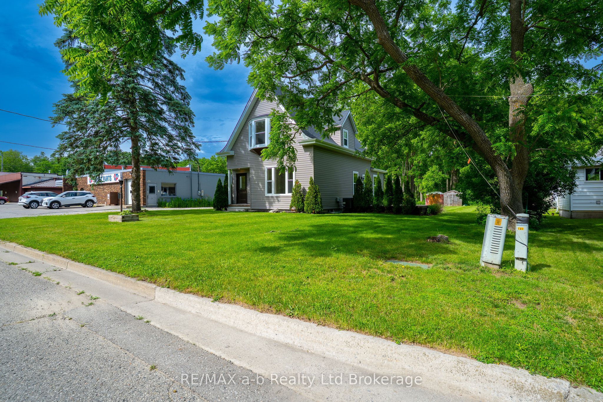 14 Old Vienna Road, Tillsonburg, ON N4G 3C4 photo 3