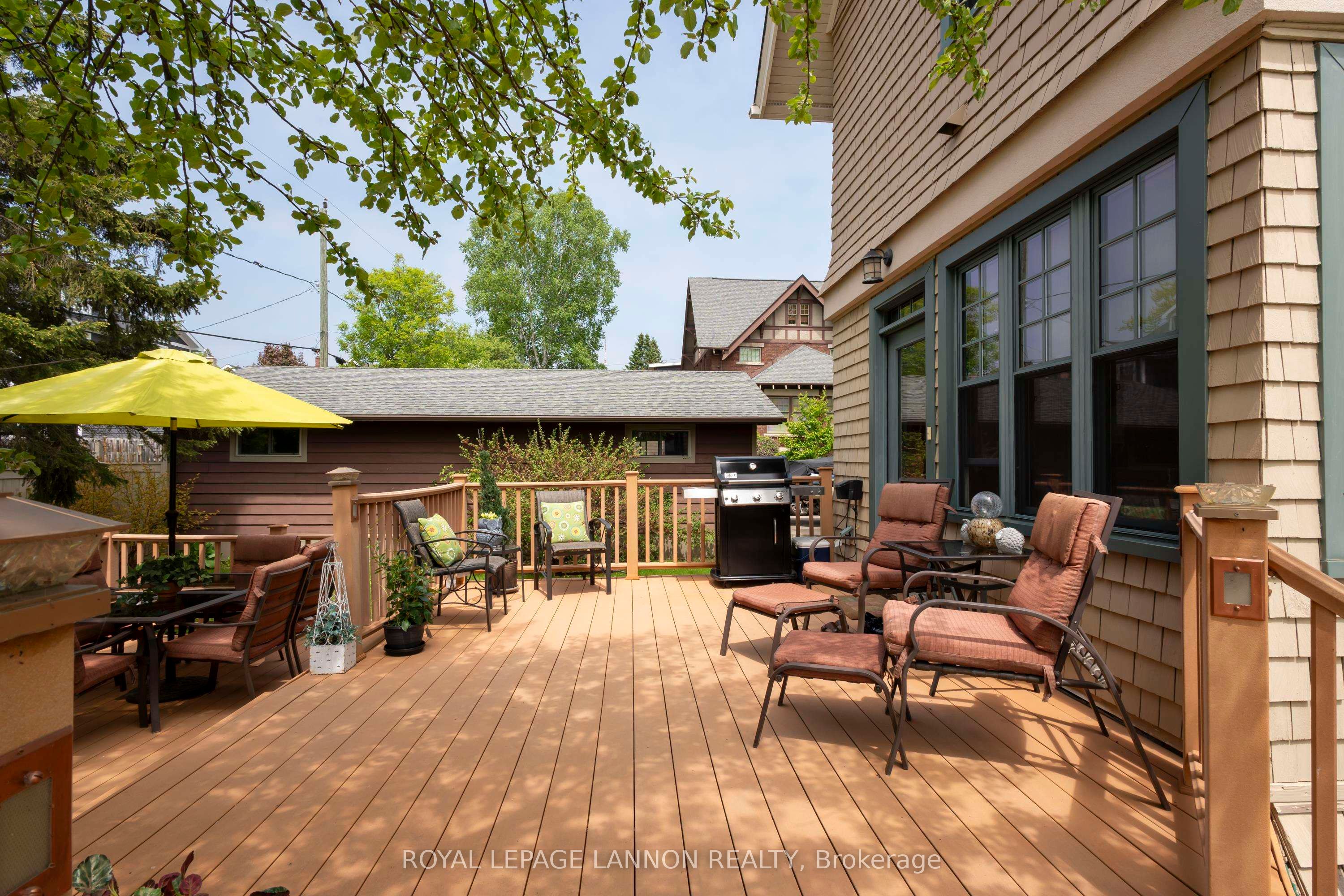 34 Winnipeg Avenue, Thunder Bay, ON P7B 3P7 photo 4