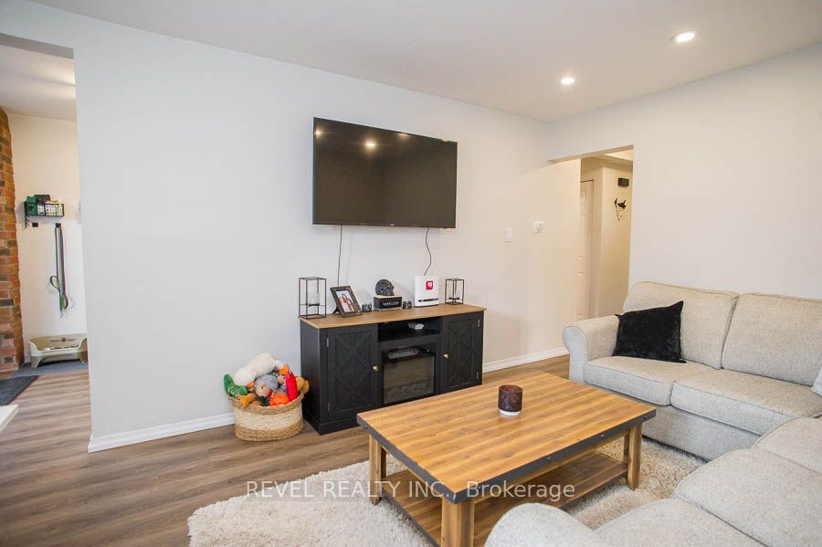 273 Elgin Street 52, Brantford, ON N3S 5B2 photo 4