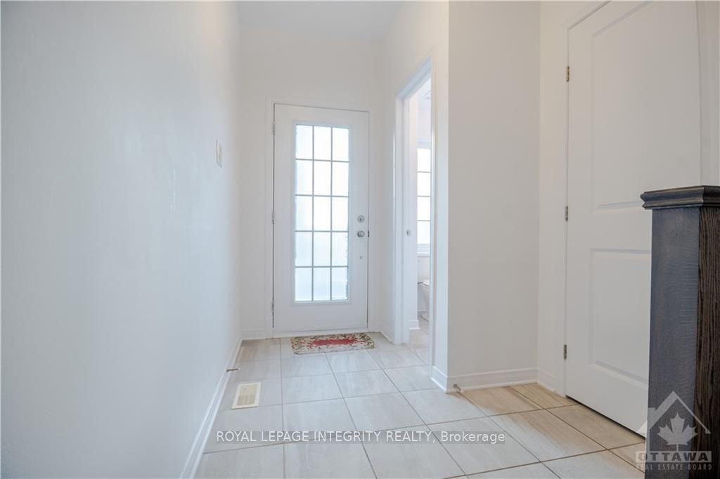 190 Camden Private, Barrhaven, ON K2J 6J1 photo 3