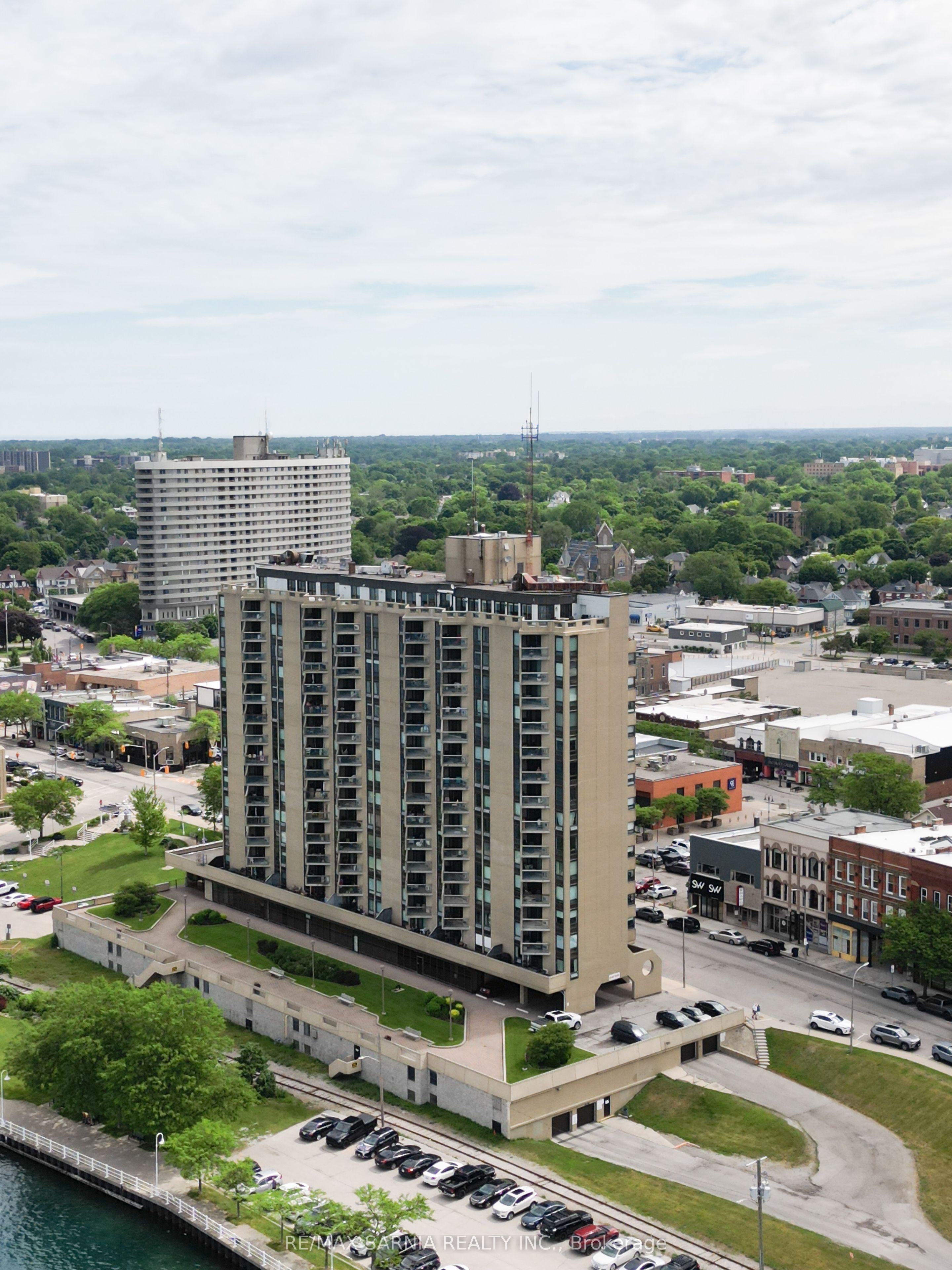 155 Front Street N 1204, Sarnia, ON N7T 7V5