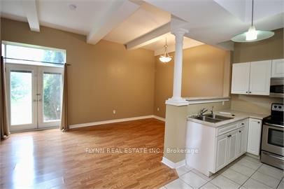 6365 Drummond Road 104, Niagara Falls, ON L2G 4N1 photo 2