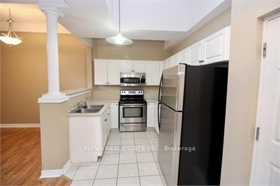 6365 Drummond Road 104, Niagara Falls, ON L2G 4N1 photo 3