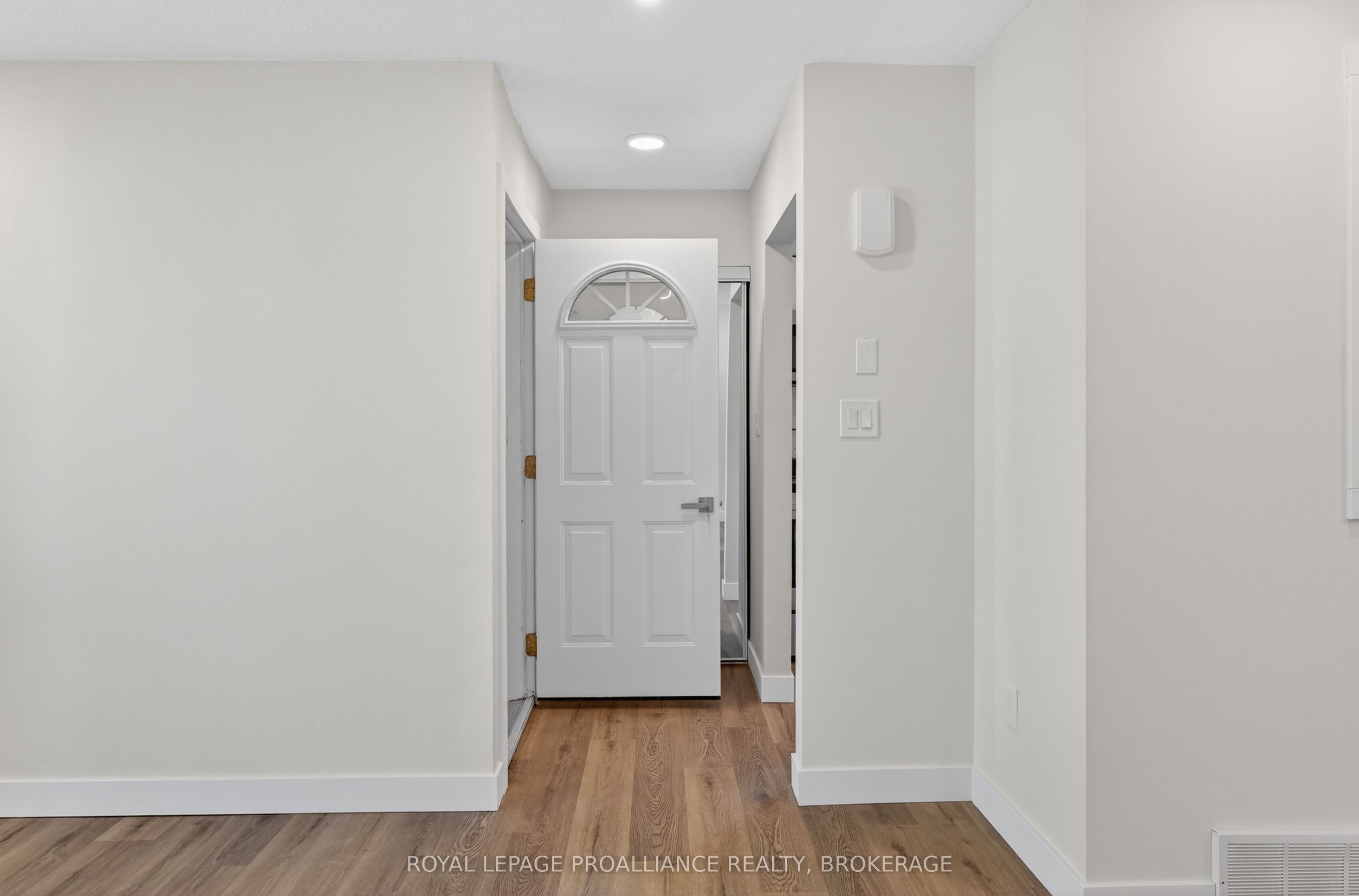 1088 Pinewood Place, Kingston, ON K7P 1L1 photo 4