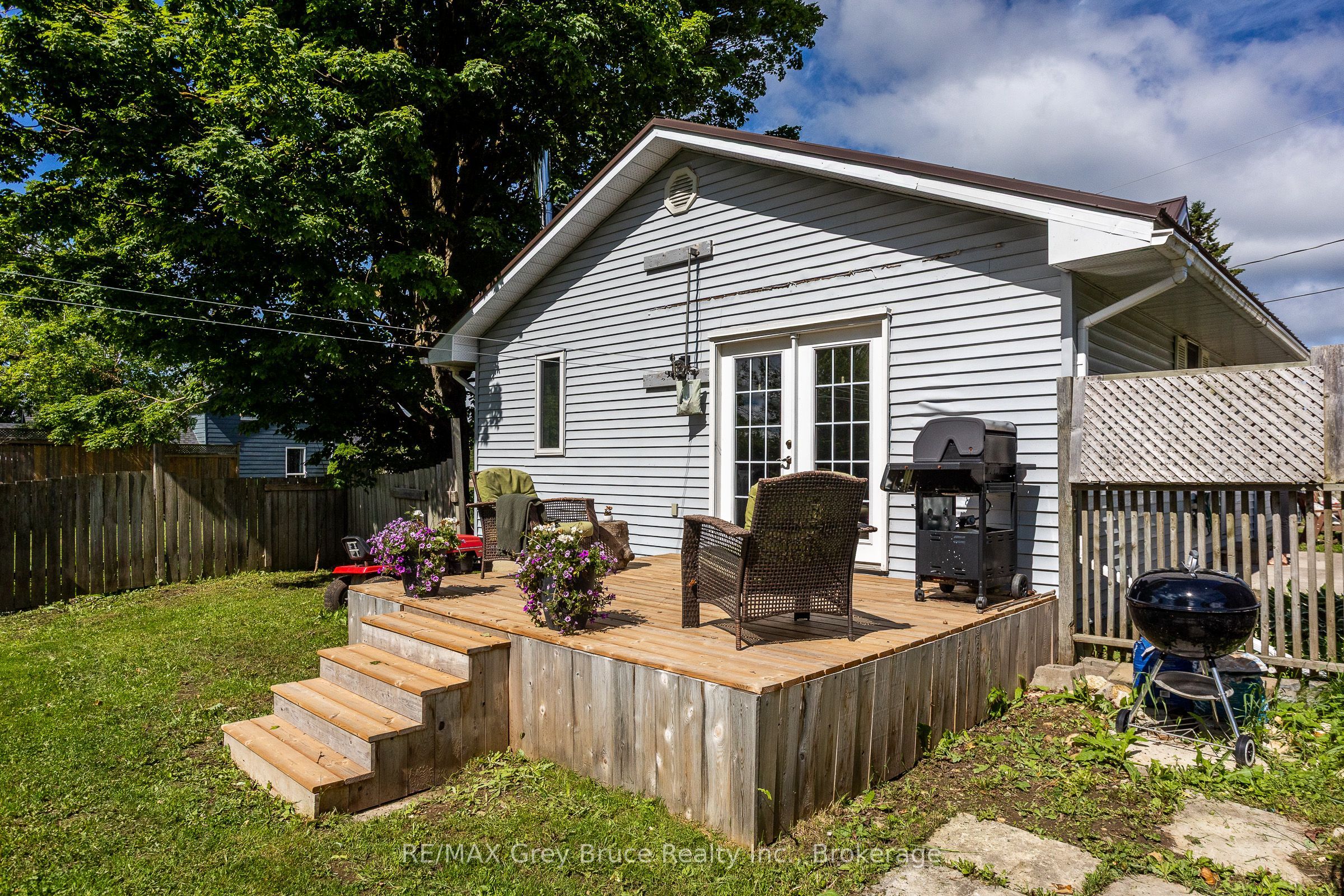 160 Grey Street W, Southgate, ON N0C 1B0