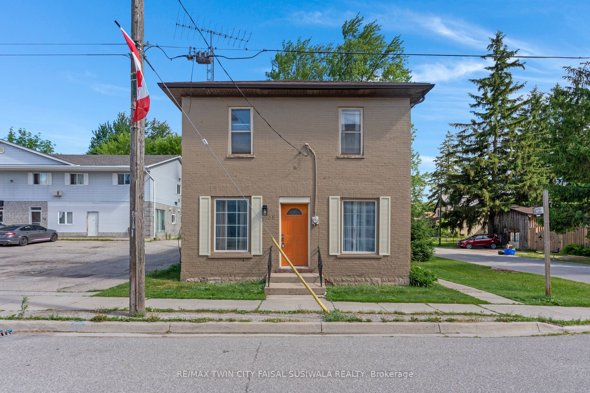 39 Albert Street W, Blandford-Blenheim, ON N0J 1S0 photo 2