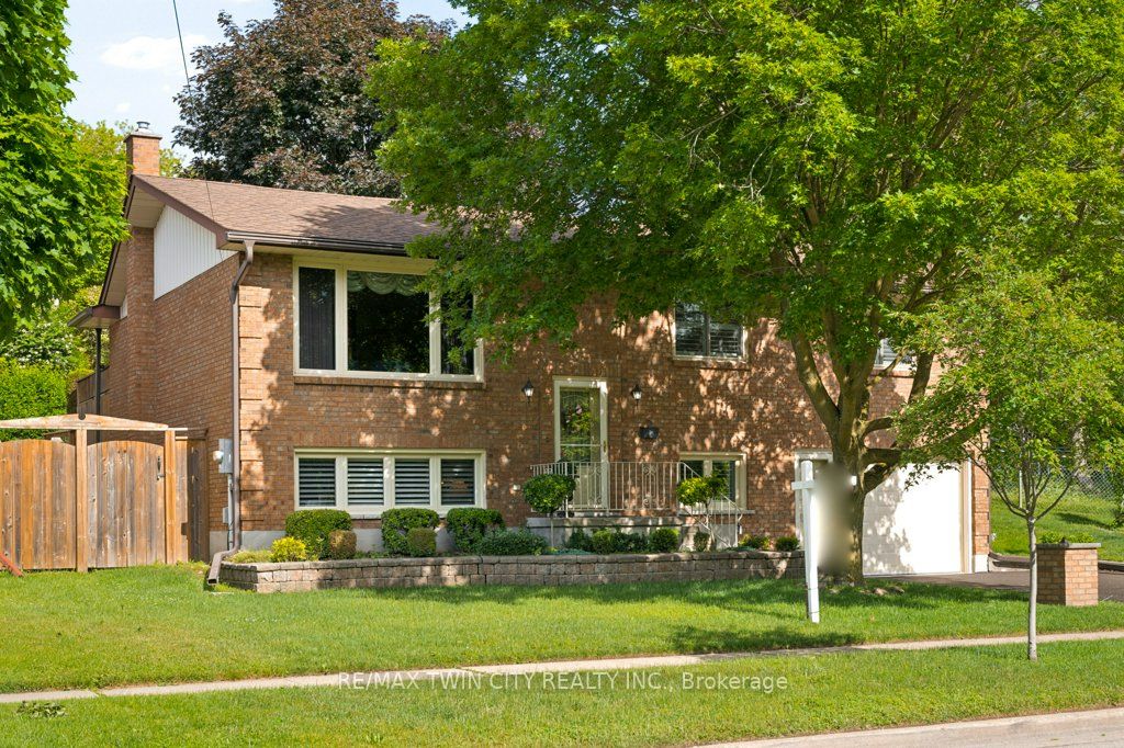 336 Manchester Road, Kitchener, ON N2B 1A4 photo 4