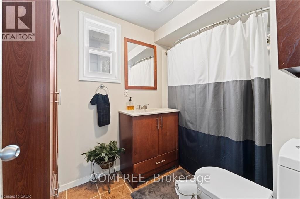 1743 St Luke Road, Out of Area, ON N8Y 3N7 photo 4