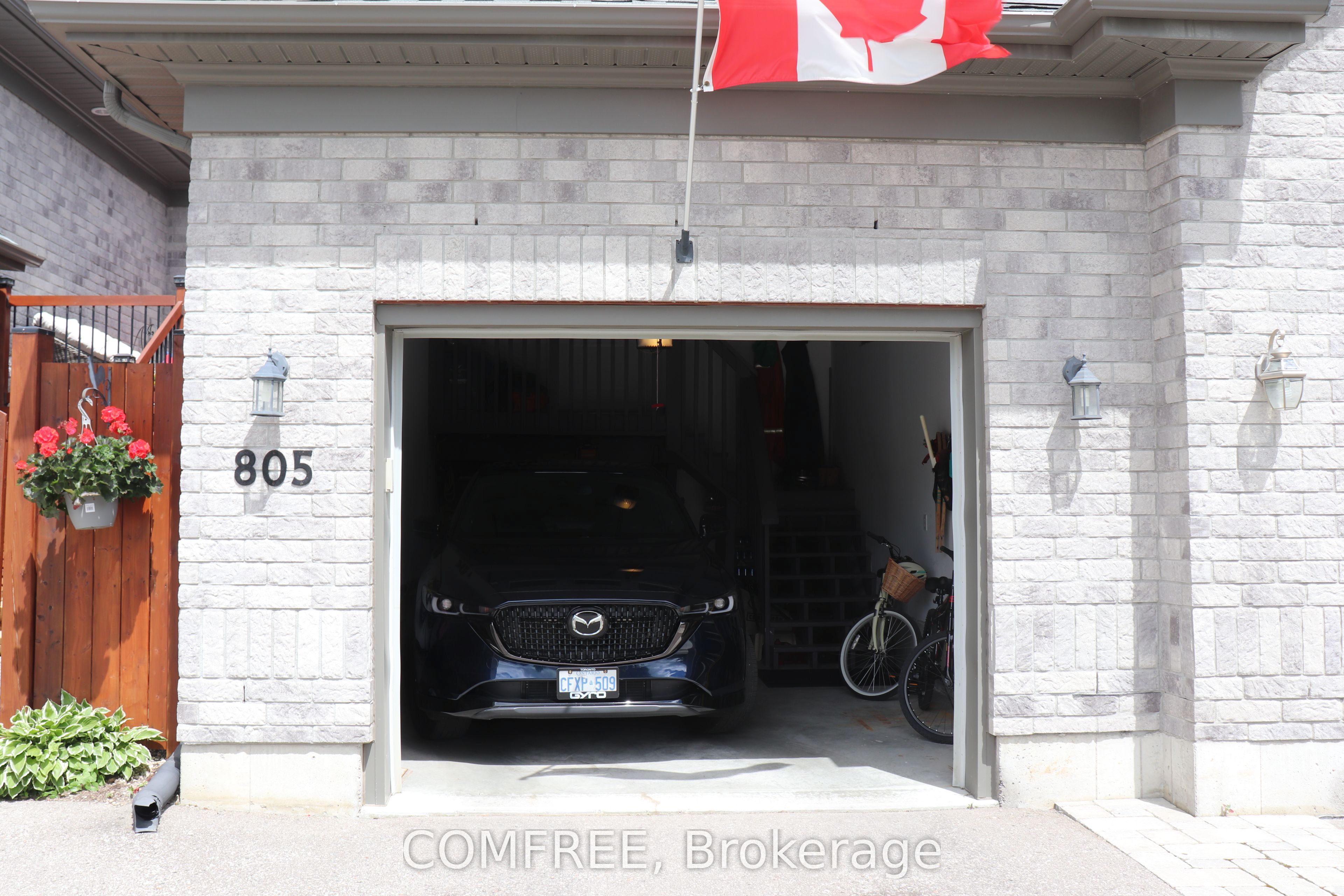 805 Lees Avenue, Cobourg, ON K9A 0G4 photo 3