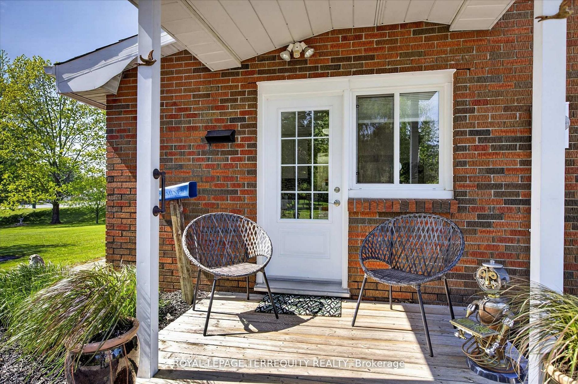 12 Concession Street A, Havelock-Belmont-Methuen, ON K0L 1Z0 photo 2