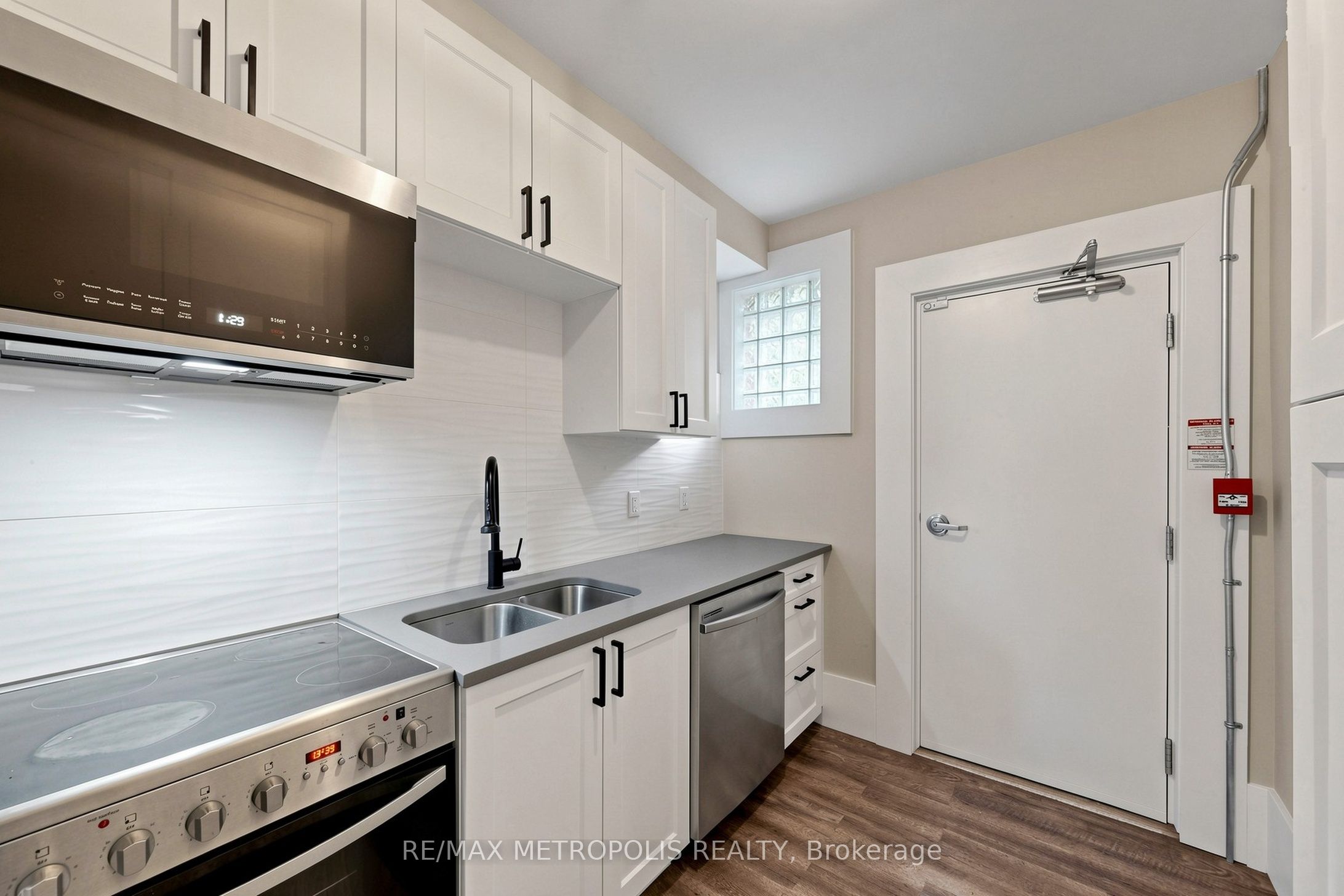41 Albert Street, Hamilton, ON L8M 2Y1 photo 5