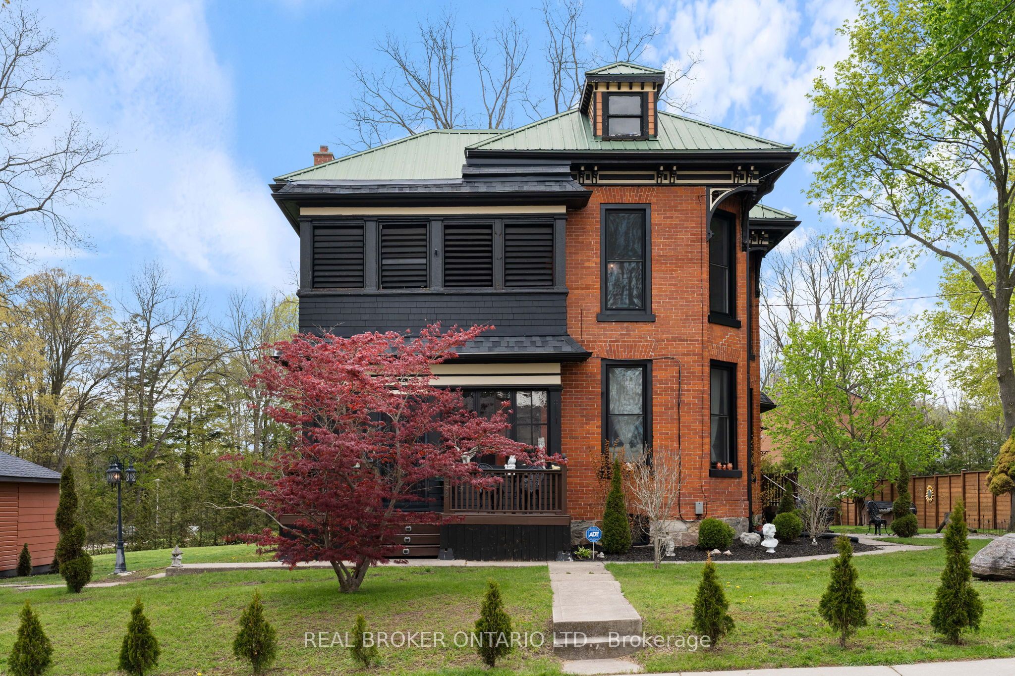 259 Western Avenue, Norfolk, ON N4B 1R9 photo 2