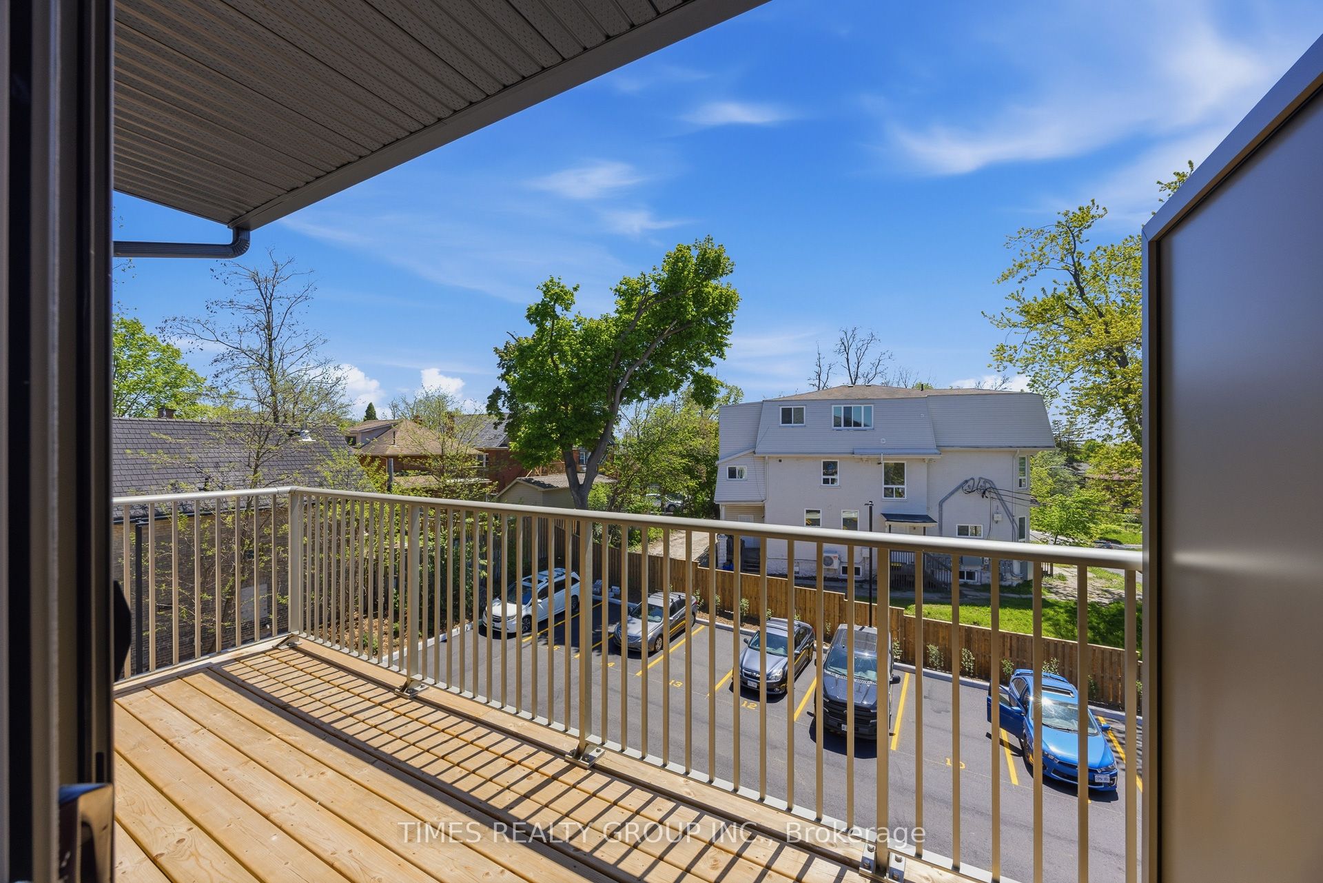 369 Hunter Street W 202, Peterborough, ON K9H 2M5 photo 5