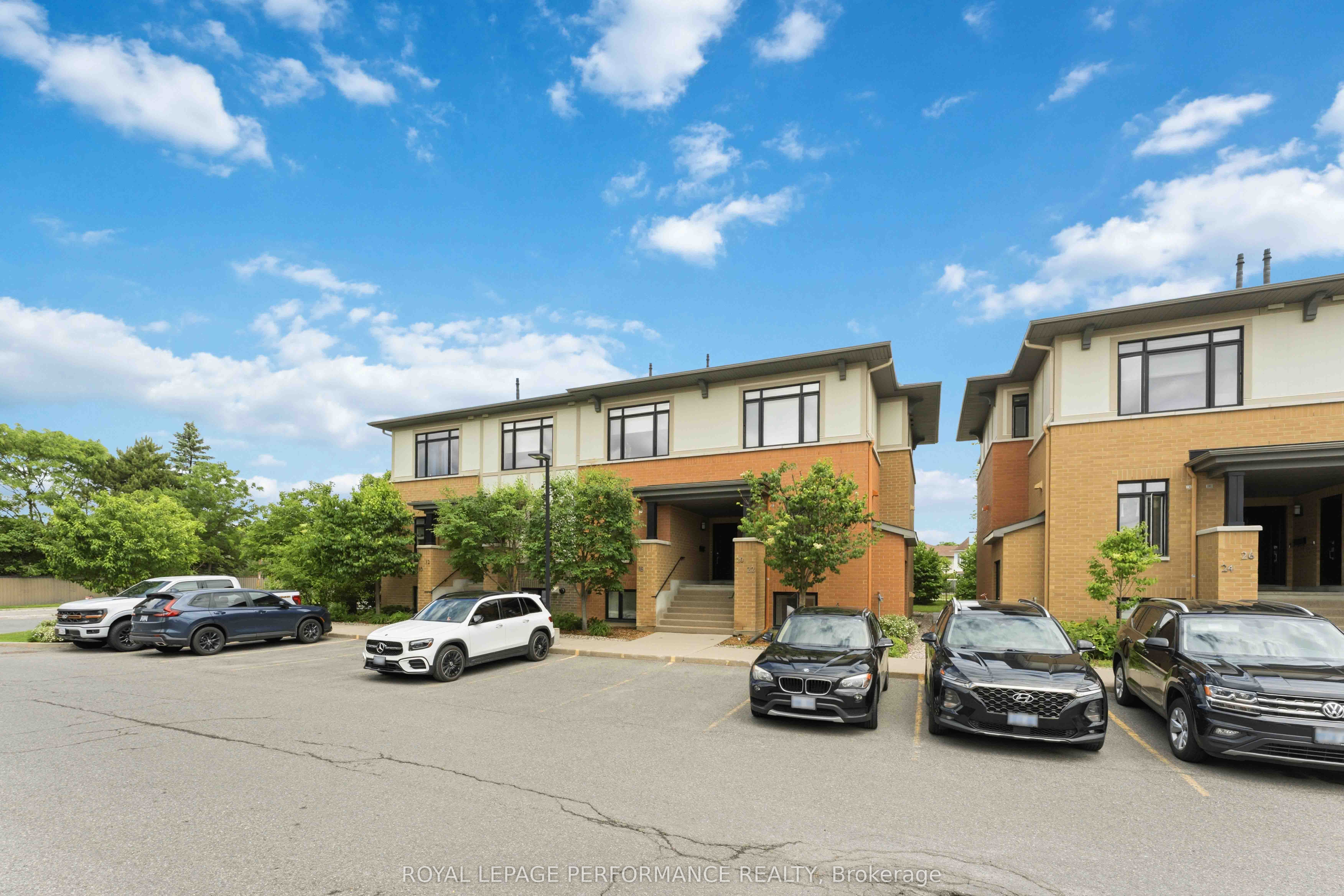 22 Bergeron Private 35, Orleans - Convent Glen and Area, ON K1C 0C2 photo 4