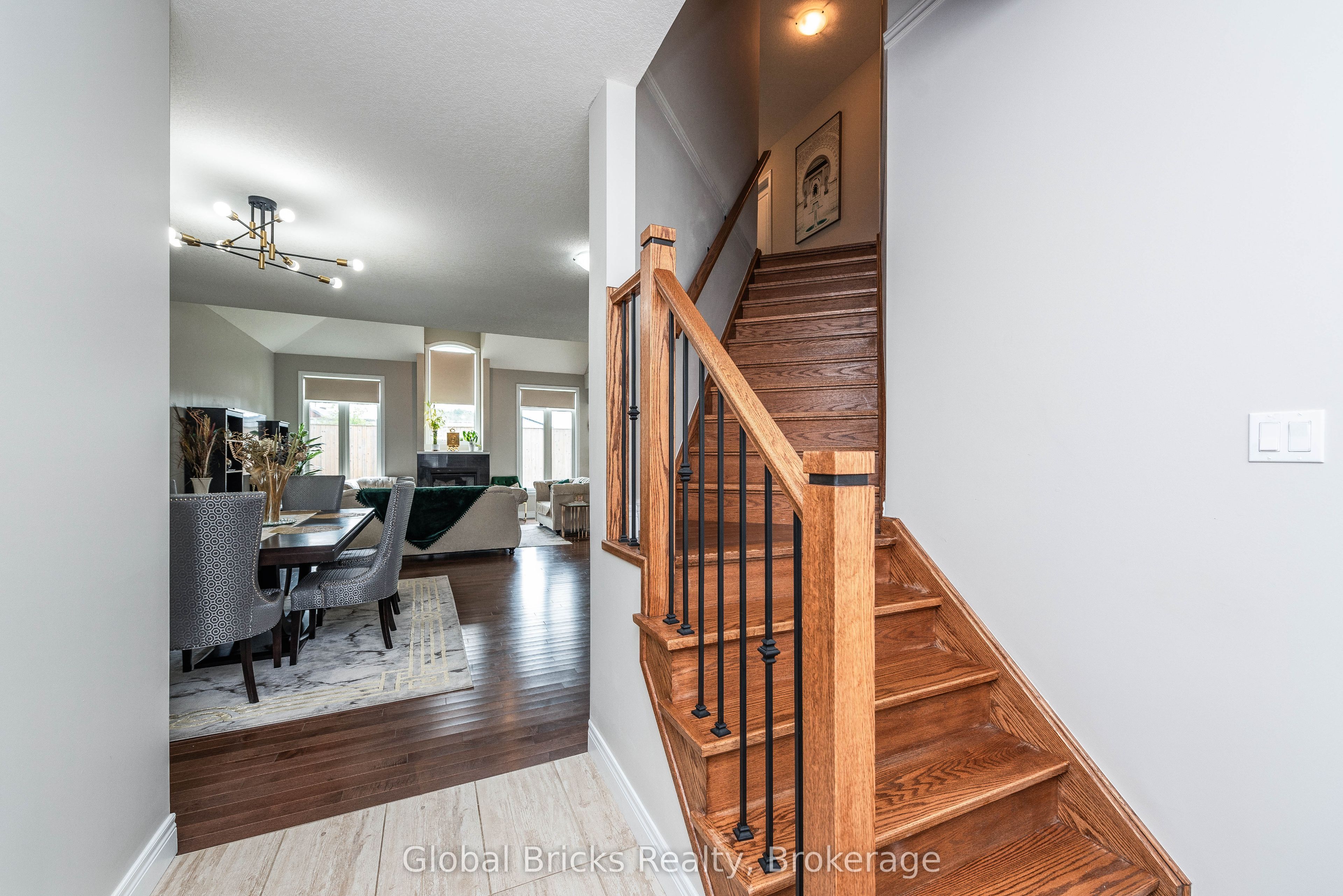 25 Hilborn Street, East Luther Grand Valley, ON L9W 6V1 photo 3