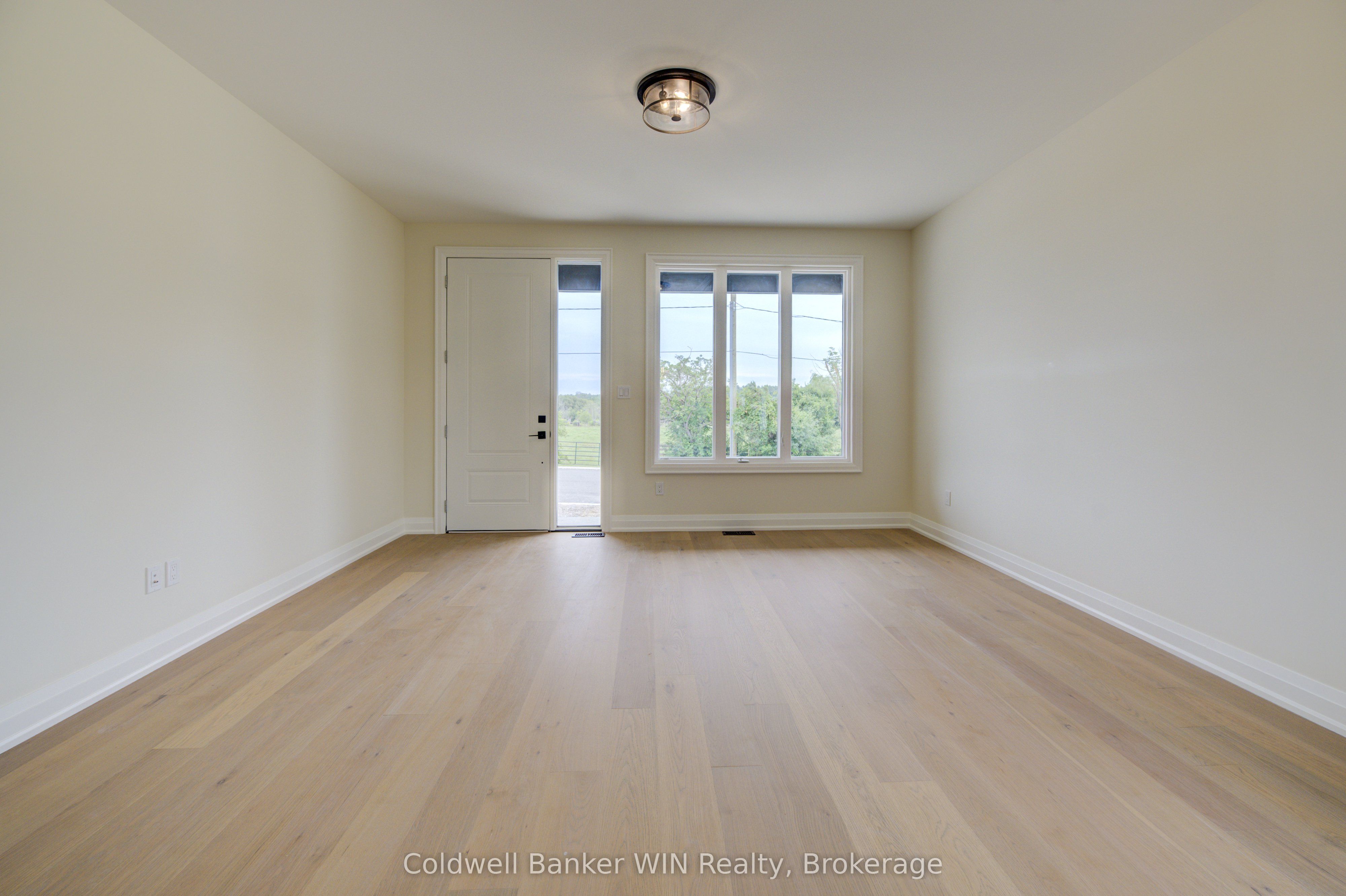 647 Martin Street, Wellington North, ON N0G 2L3 photo 5