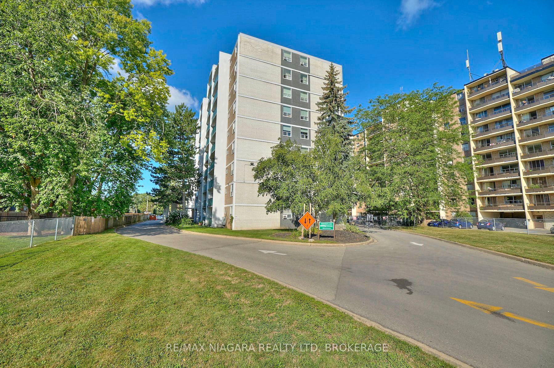 359 Geneva Street 710, St. Catharines, ON L2N 2G5 photo 2