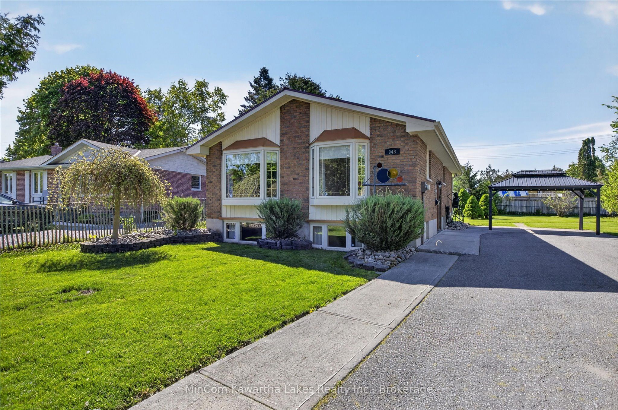 948 St Pauls Street, Peterborough, ON K9H 6J6 photo 4