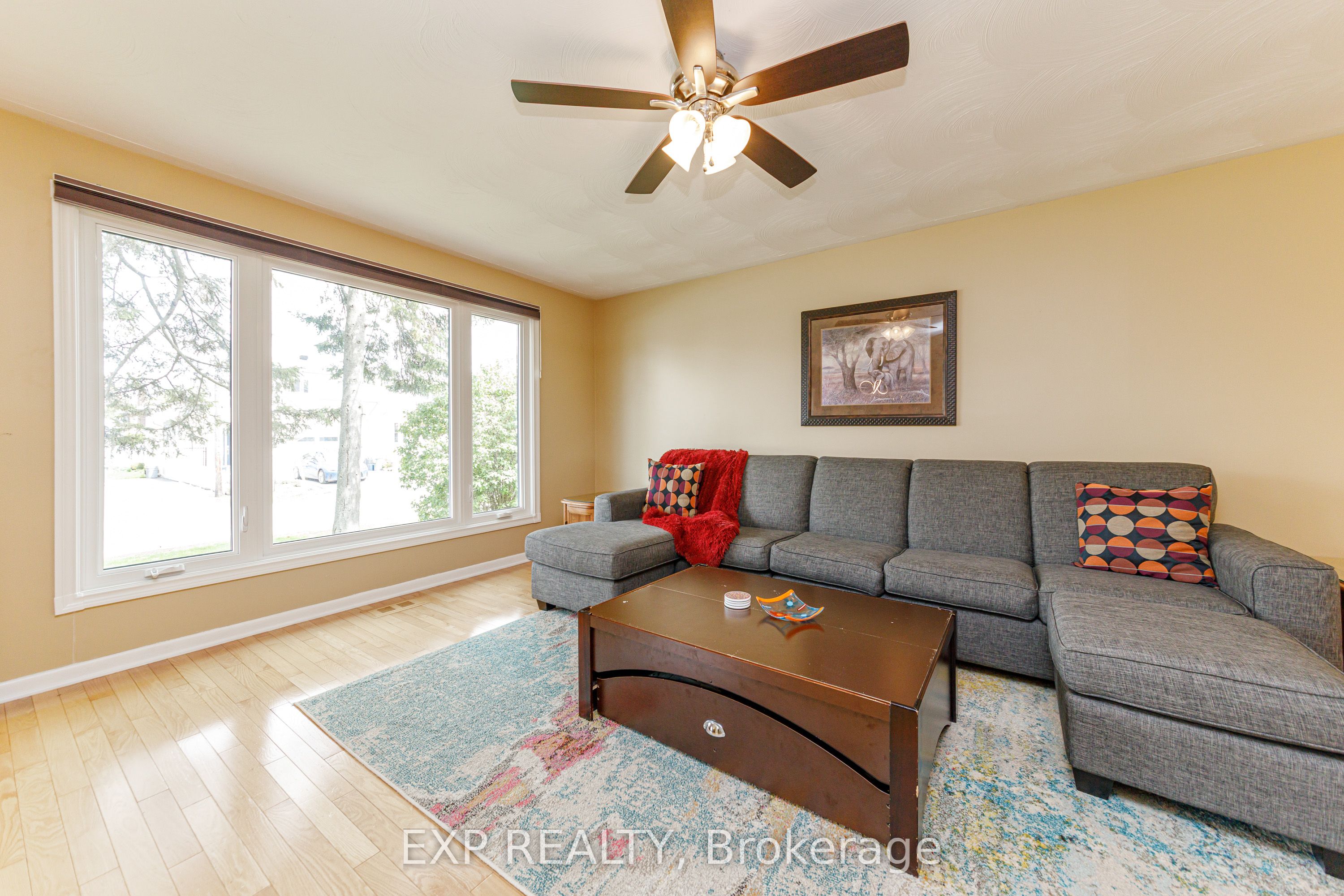 1642 Valmarie Avenue, Mooneys Bay - Carleton Heights and Area, ON K2C 1W1 photo 3
