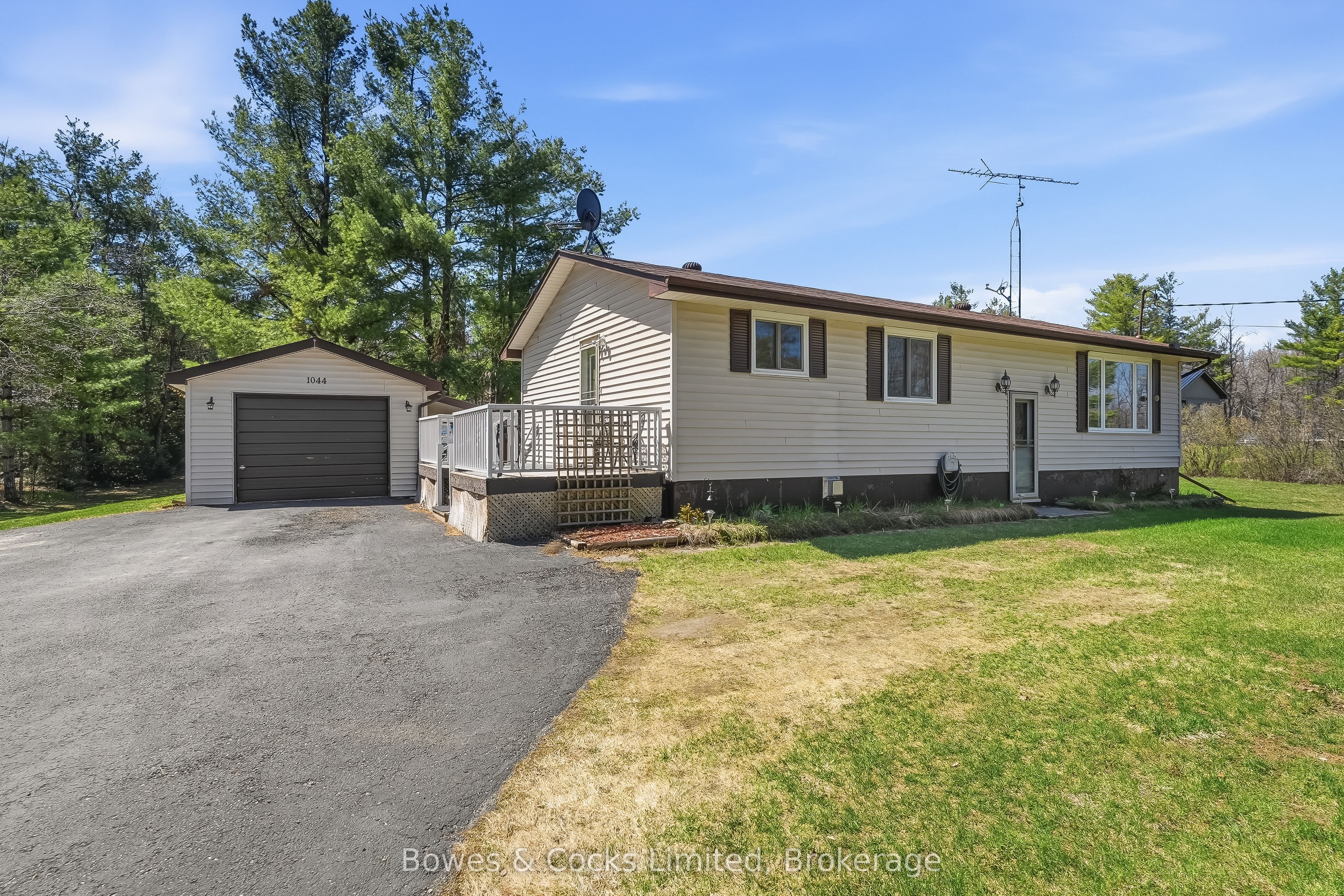 1044 County Road 40, Douro-Dummer, ON K0L 2V0