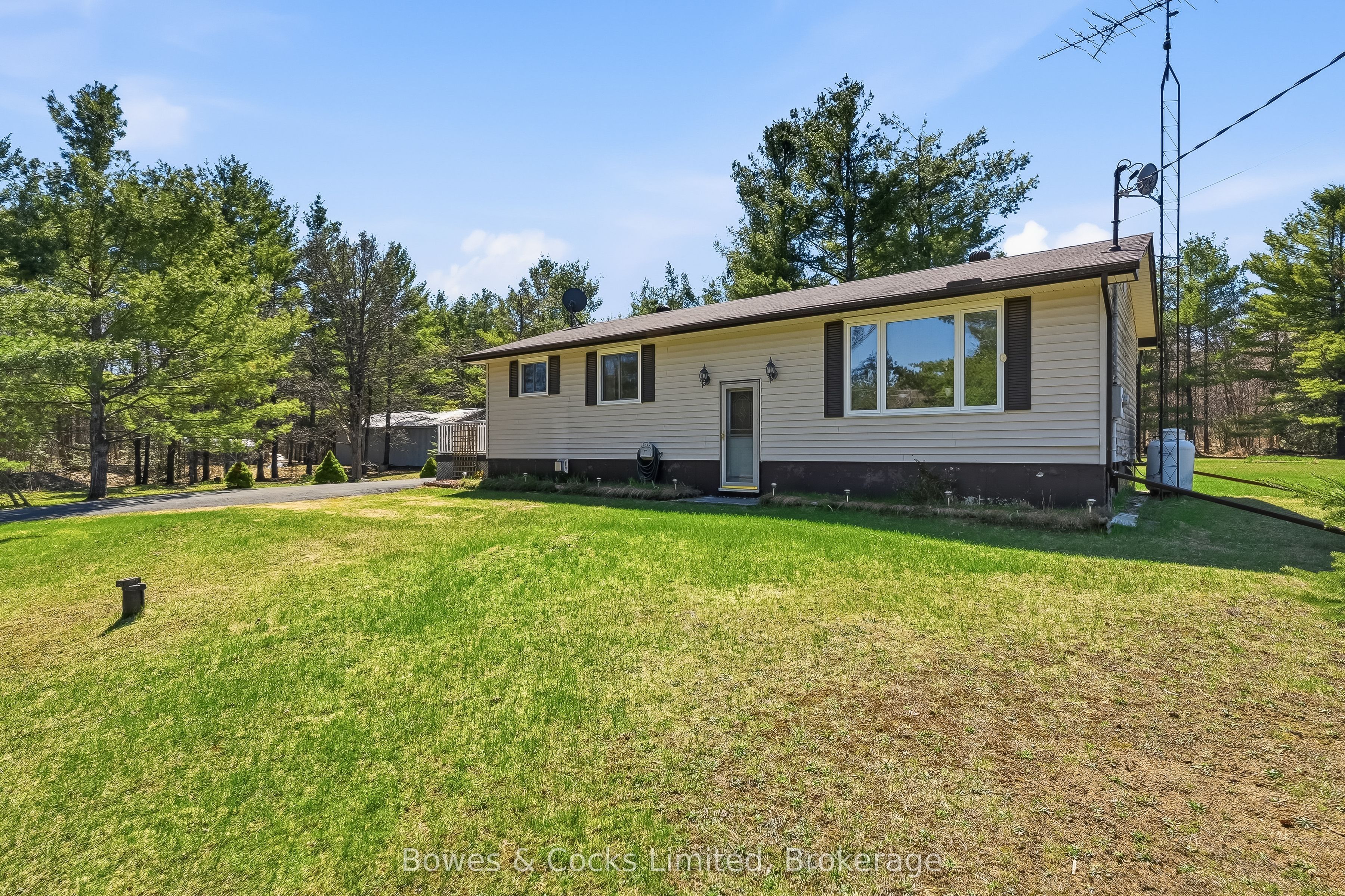 1044 County Road 40, Douro-Dummer, ON K0L 2V0 photo 2
