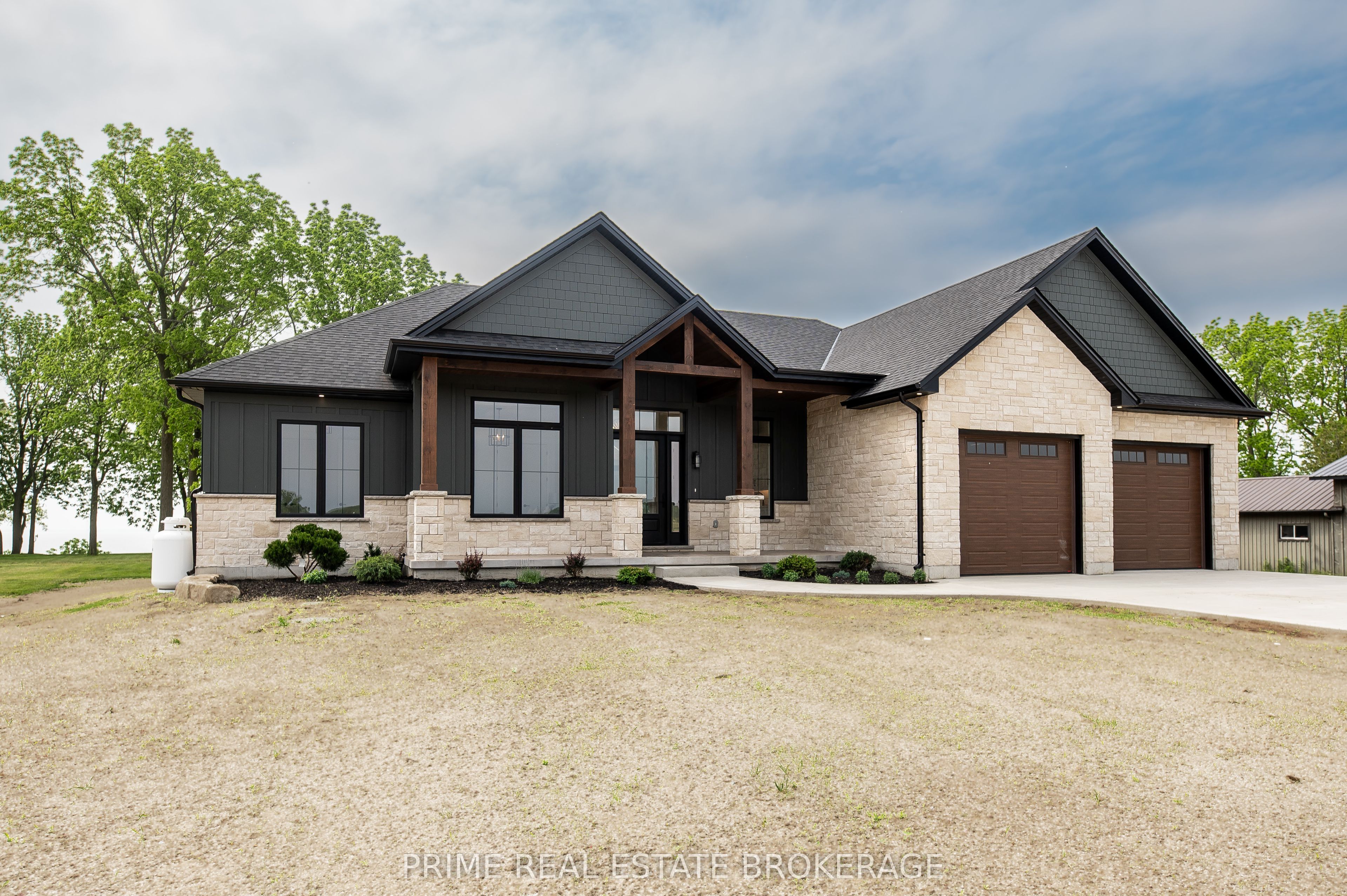 25 Black Walnut Drive, Norfolk, ON N0E 1P0 photo 3