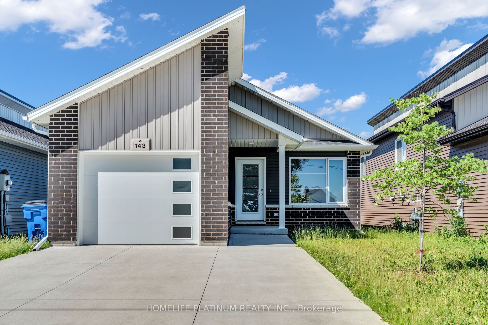 143 Howard Road, Chatham-Kent, ON N7M 5J6 photo 2
