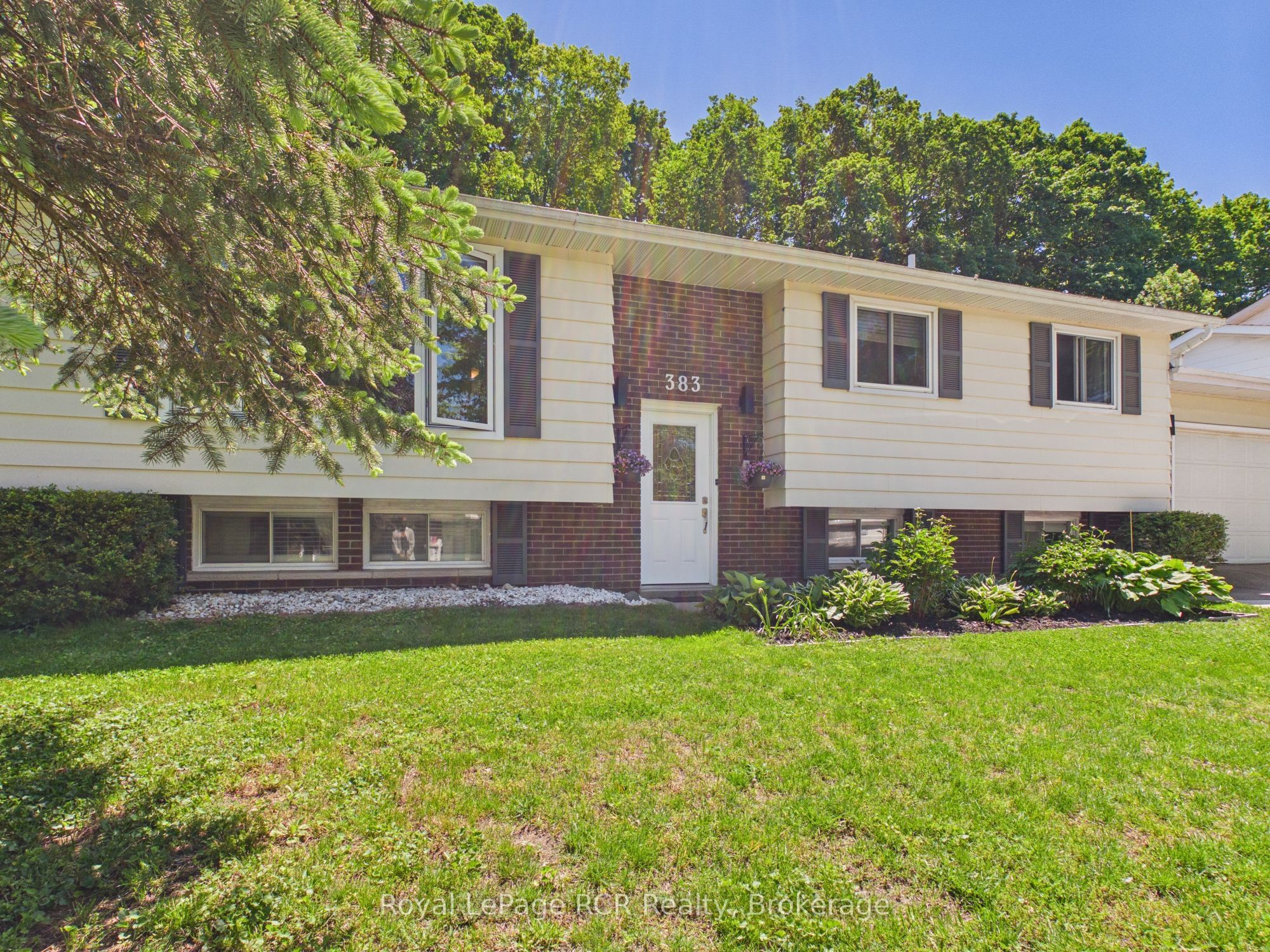 383 WELLINGTON Street, Saugeen Shores, ON N0H 2C4 photo 4