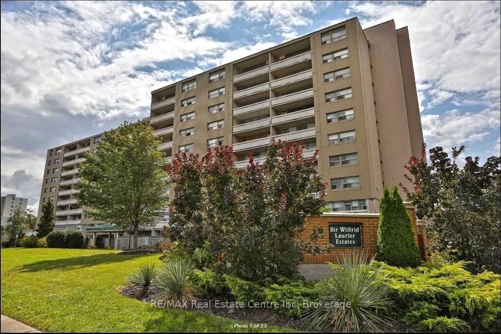 15 Albright Road N 17, Hamilton, ON L8K 5J2