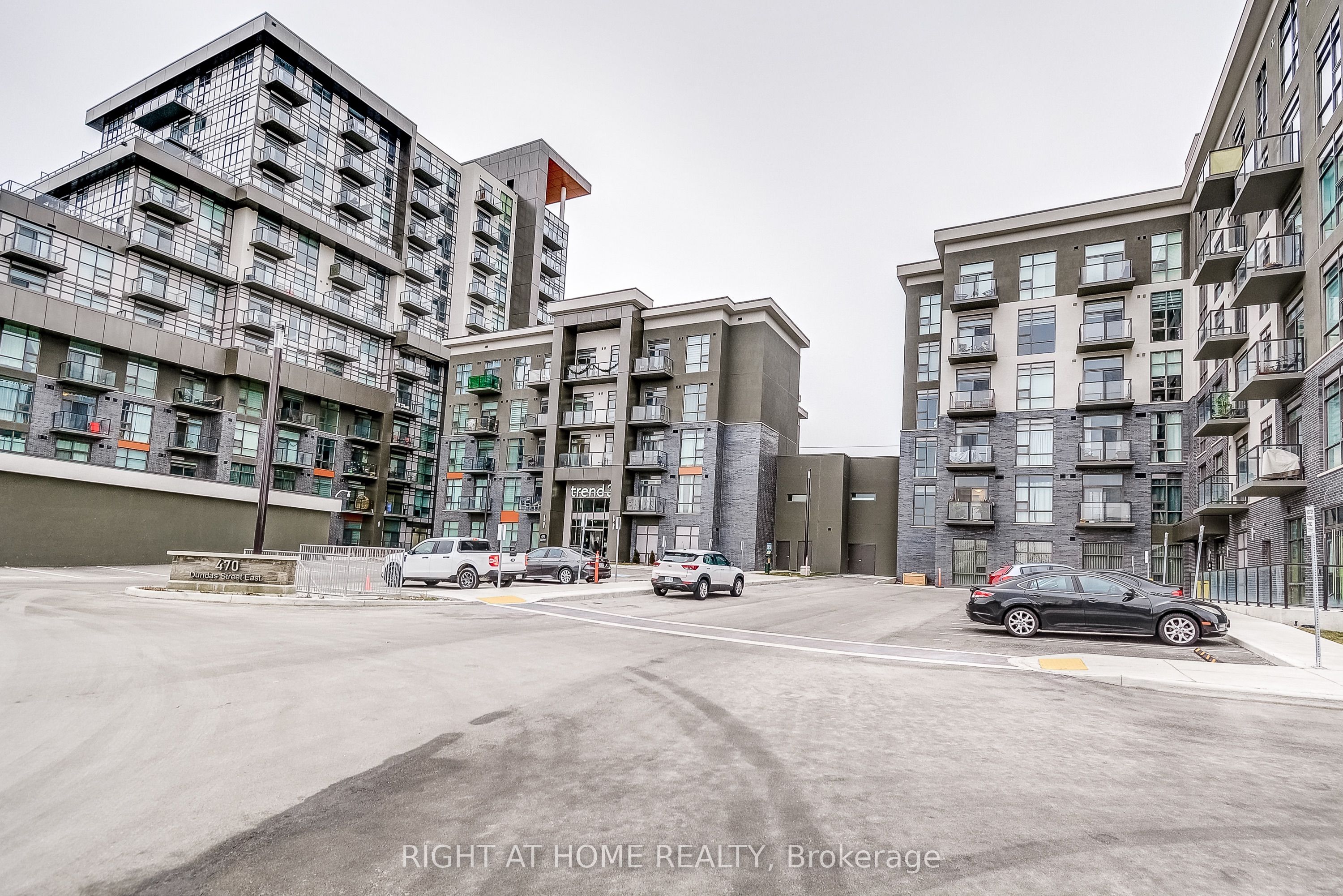 470 Dundas Street E 604, Hamilton, ON L8B 2A6 photo 3