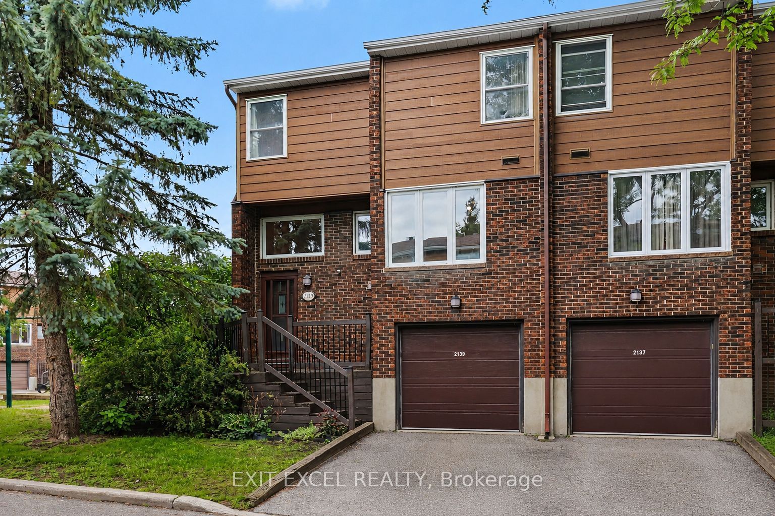 2139 Eric Crescent 47, Cyrville - Carson Grove - Pineview, ON K1B 4P5 photo 2