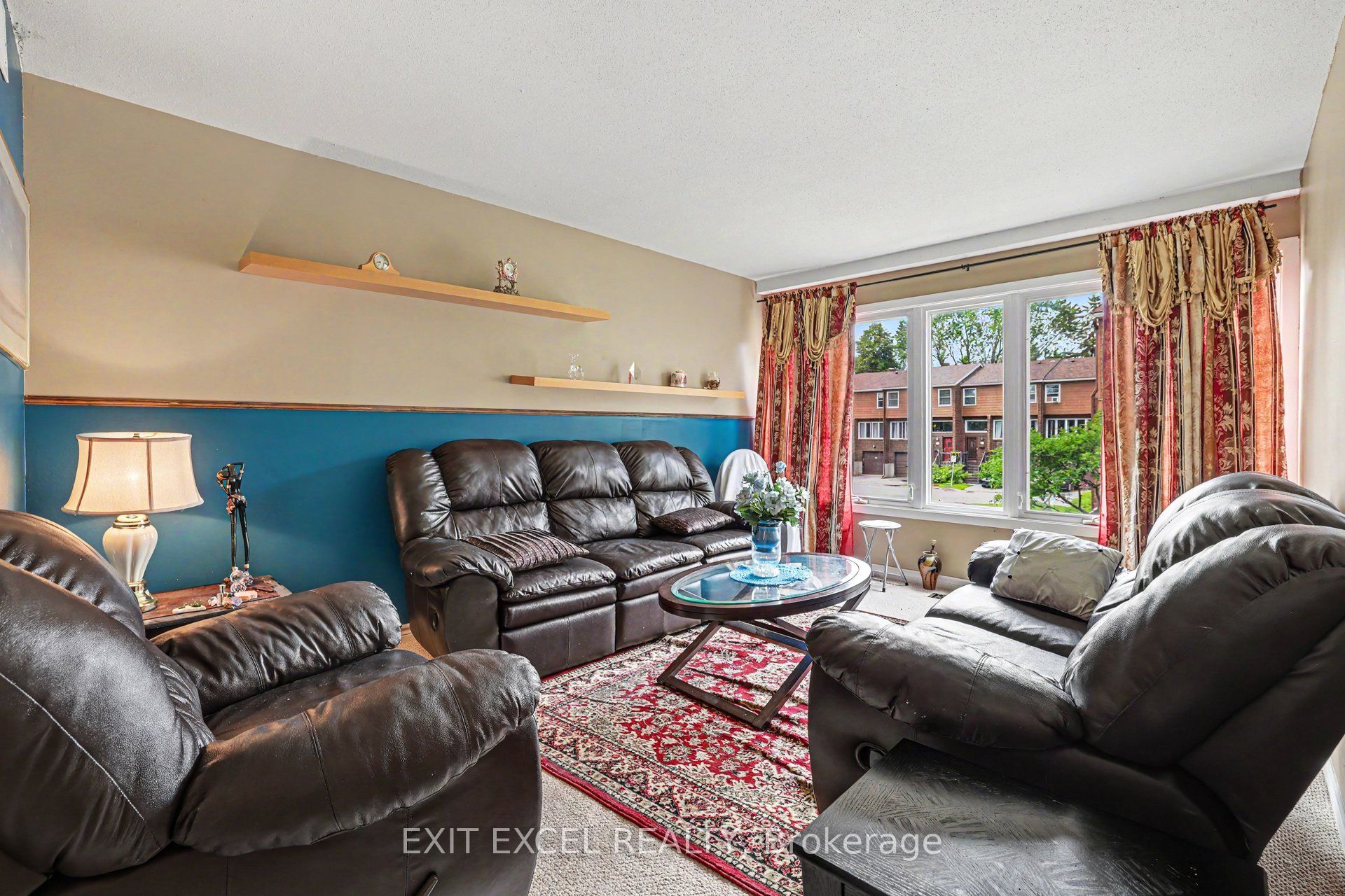 2139 Eric Crescent 47, Cyrville - Carson Grove - Pineview, ON K1B 4P5 photo 4