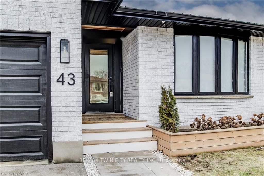 43 SOUTHVIEW Crescent, Cambridge, ON N1P 1A3 photo 4