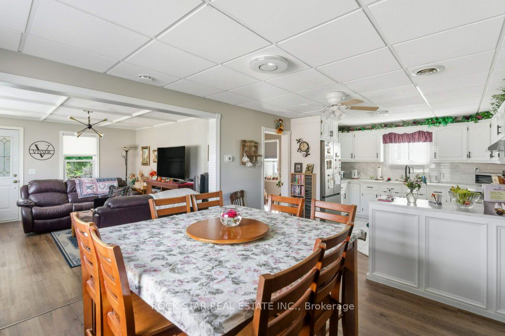 111 McAlpine Avenue S, Welland, ON L3B 1T7 photo 4