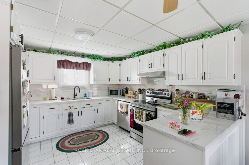 111 McAlpine Avenue S, Welland, ON L3B 1T7 photo 5