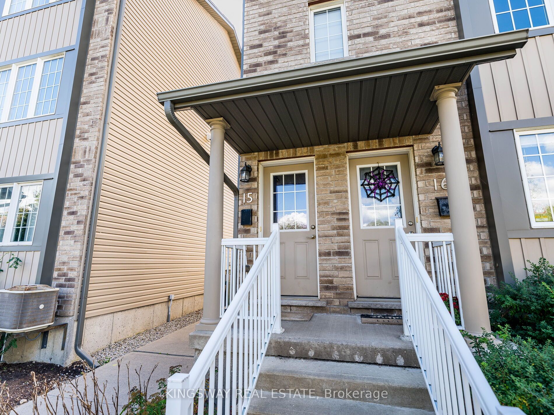 275 Old Huron Road E 15, Kitchener, ON N2R 1P9 photo 3