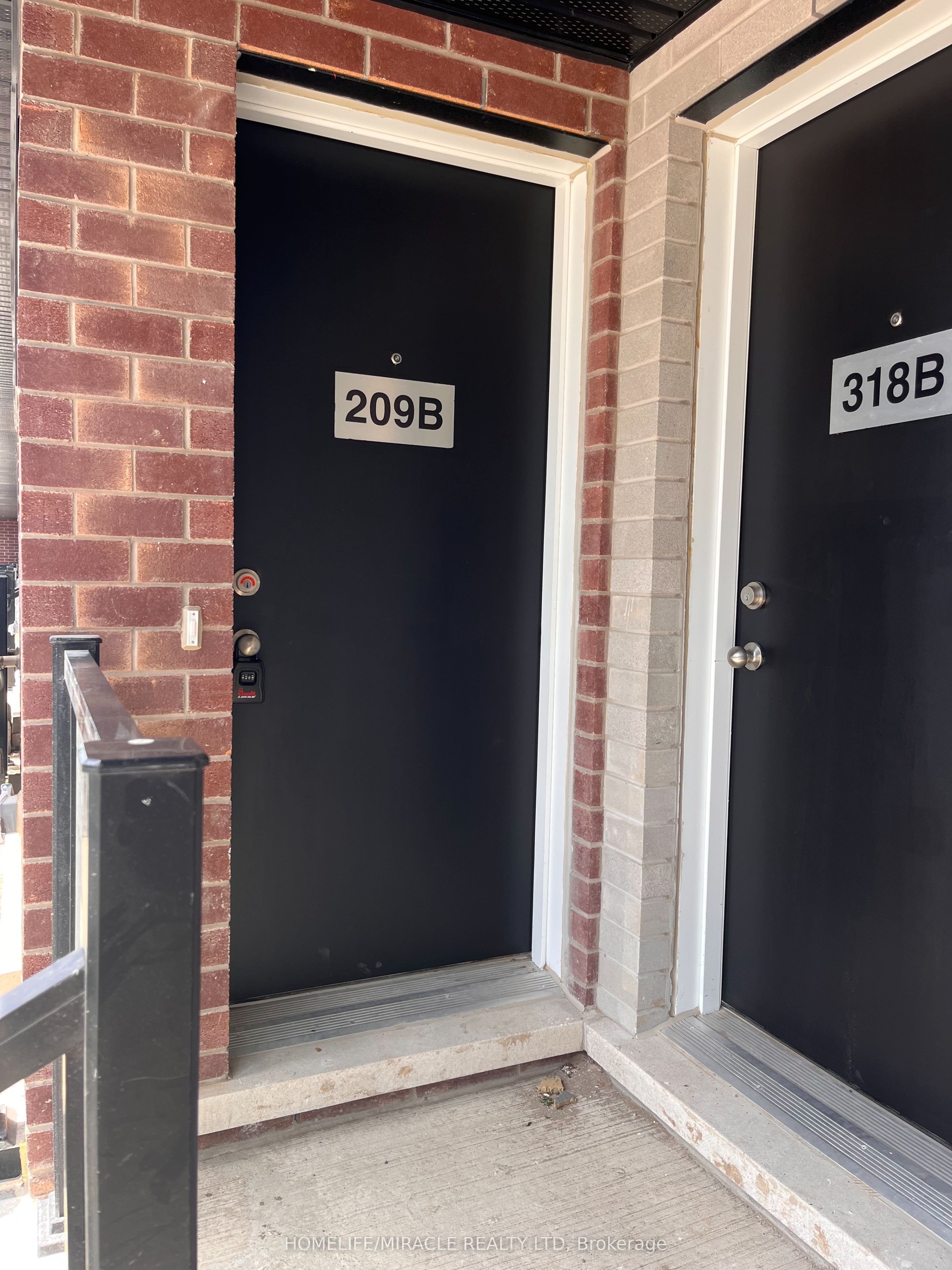 16 Melbourne Avenue 209B, St. Catharines, ON L2P 3J8 photo 2