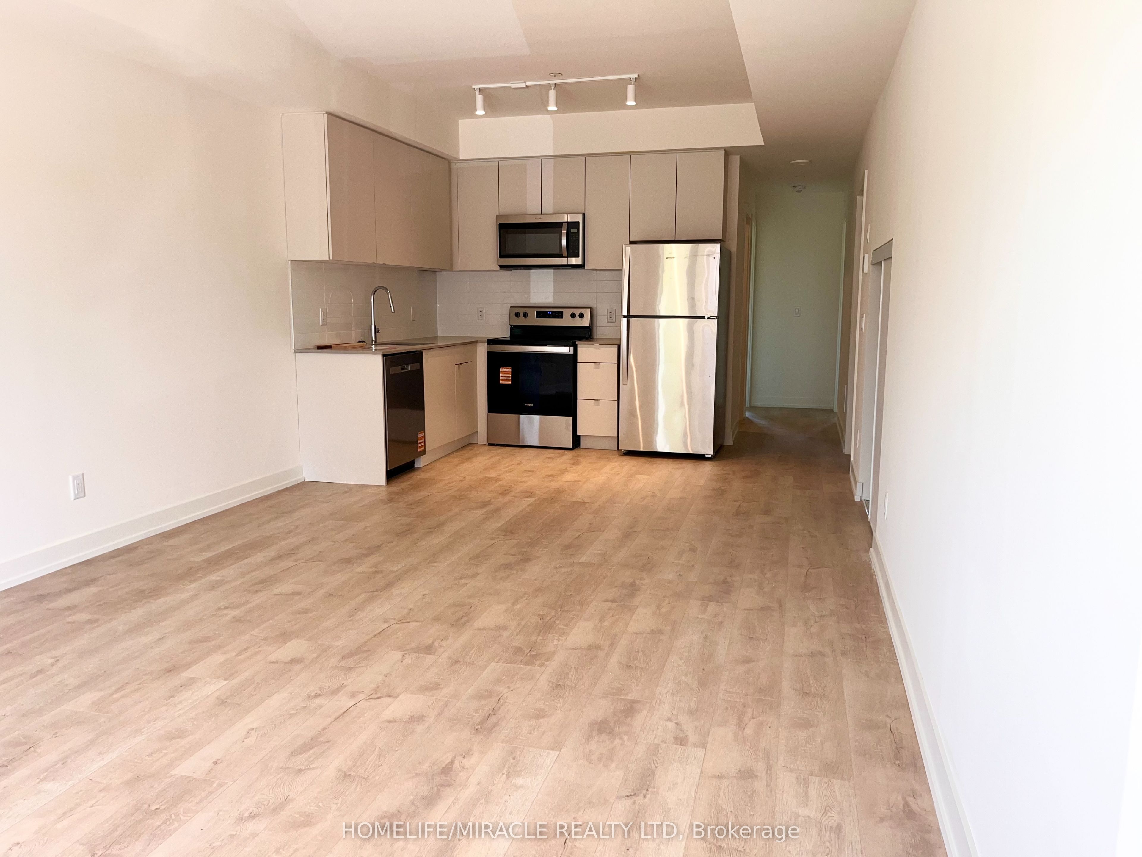 16 Melbourne Avenue 209B, St. Catharines, ON L2P 3J8 photo 4