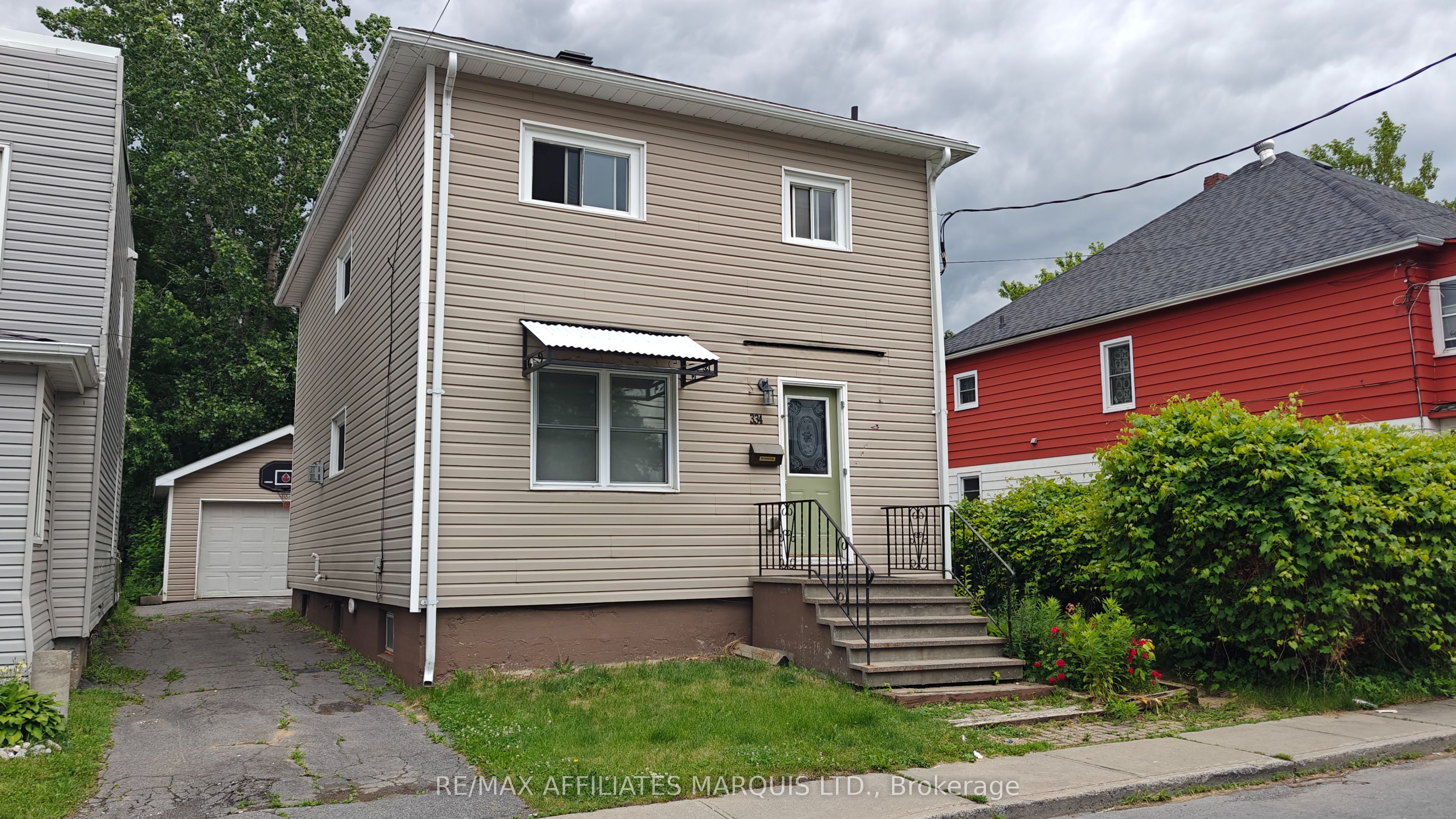 334 Prince Arthur Street, Cornwall, ON K6H 4N9